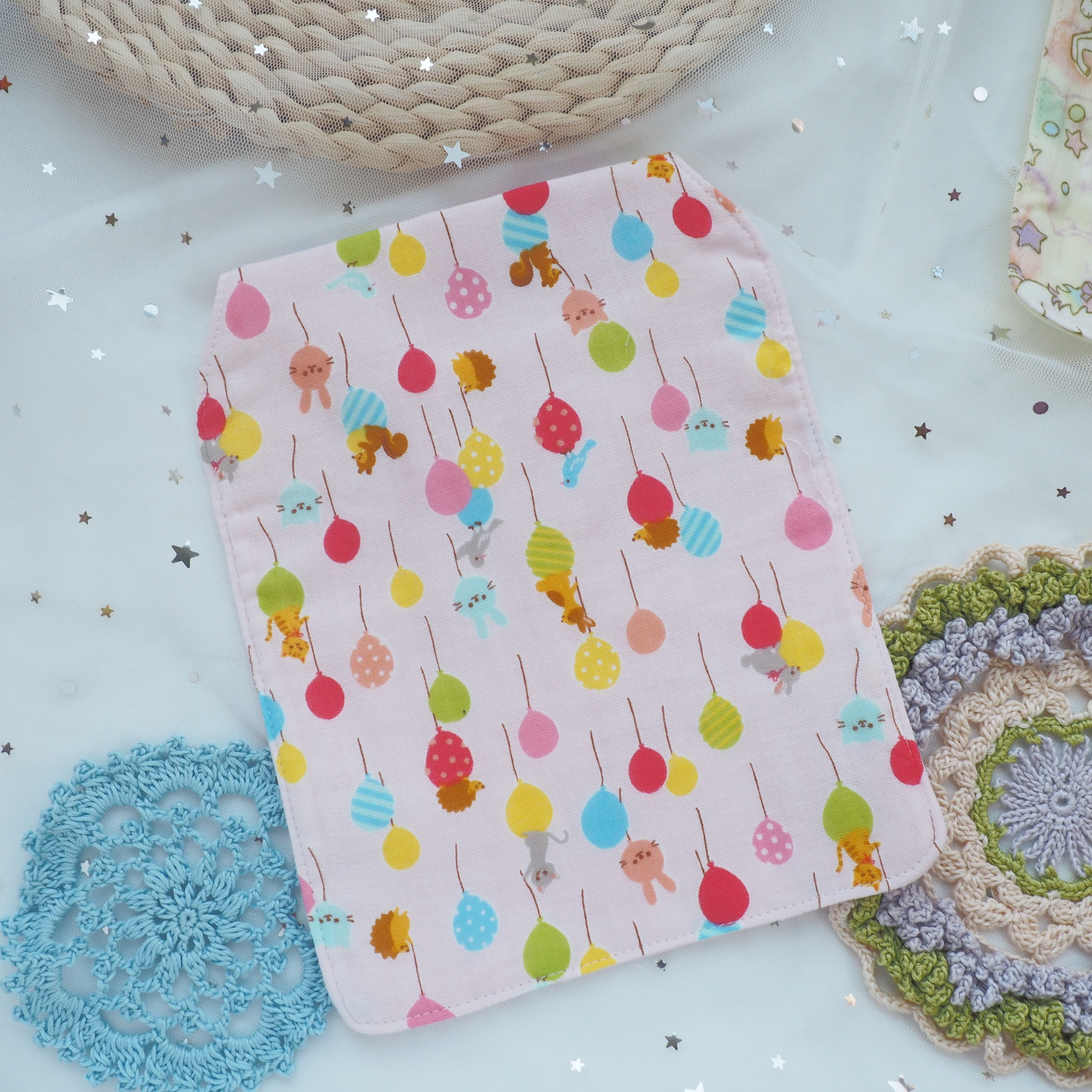 粉紅色汽球派對圖案汗巾