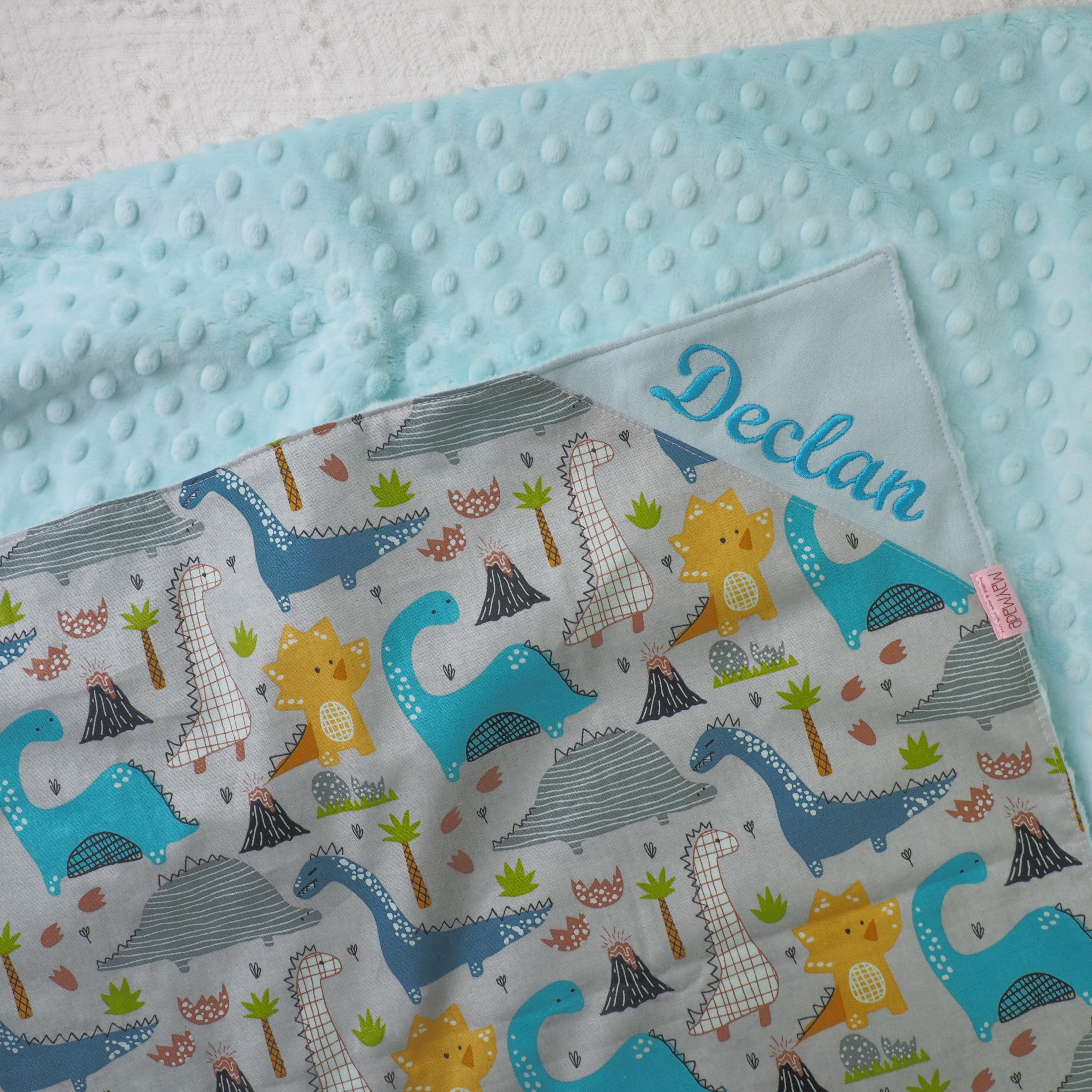 灰色恐龍 BB被仔 嬰兒被 可繡名 [布料絕版，最後兩條]
