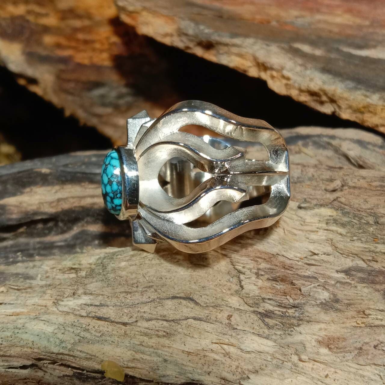 *Black Venom Jewelry- Freedom & Prayer 貓眼花戒鑲Kingman 松石