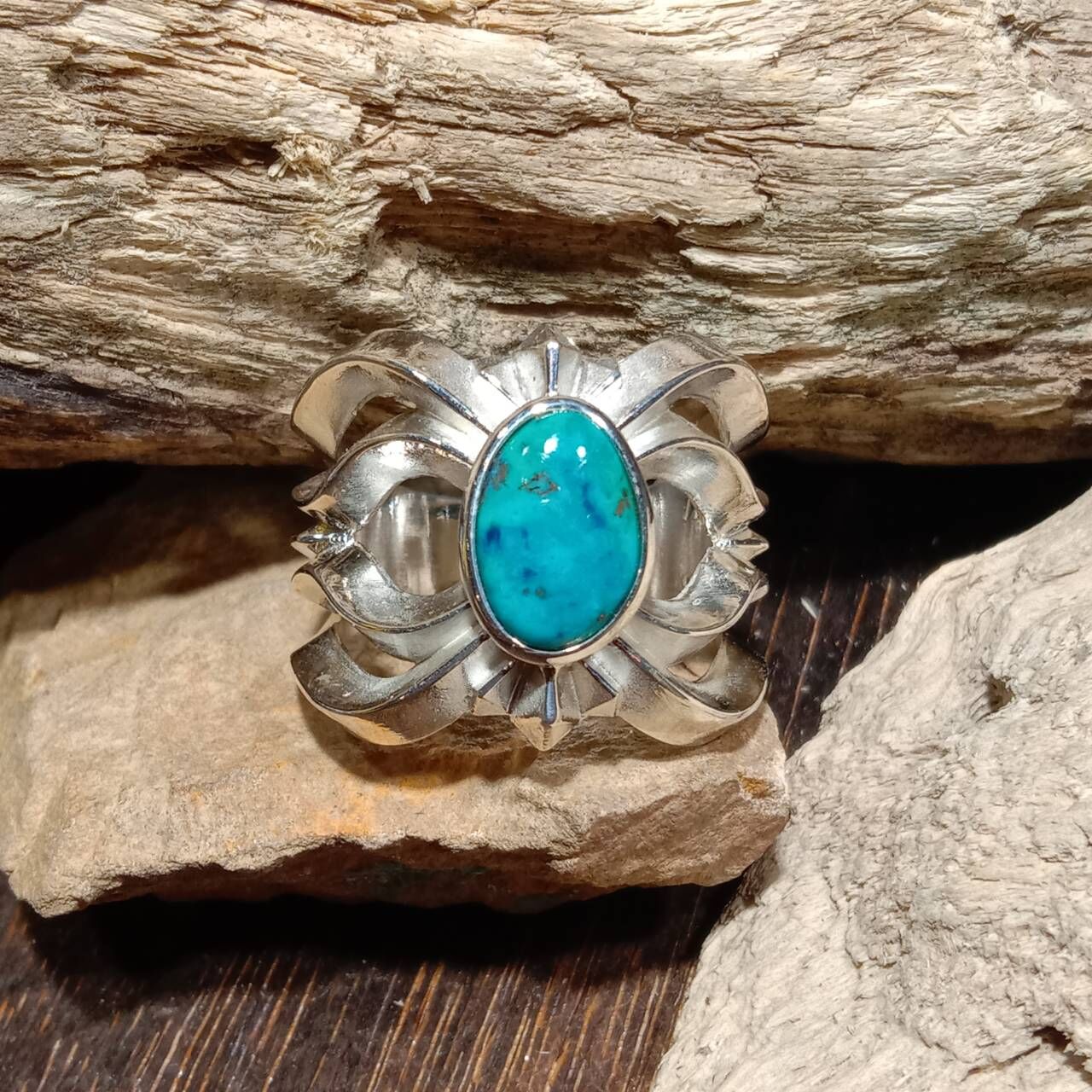 *Black Venom Jewelry- Freedom & Prayer 貓眼花戒鑲Nacozari 松石