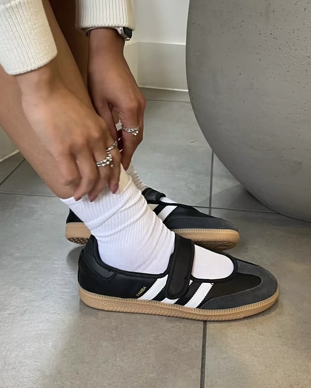 ADIDAS SAMBA JANE 黑白 瑪莉珍鞋 瑪麗珍 涼鞋 焦糖底 女鞋 JQ6445 / 預購