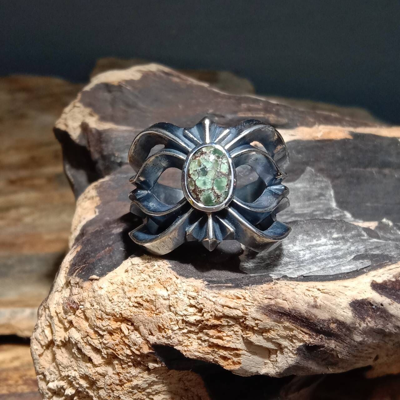 *Black Venom Jewelry- Freedom & Prayer 貓眼花戒鑲 Damale磷鋁石