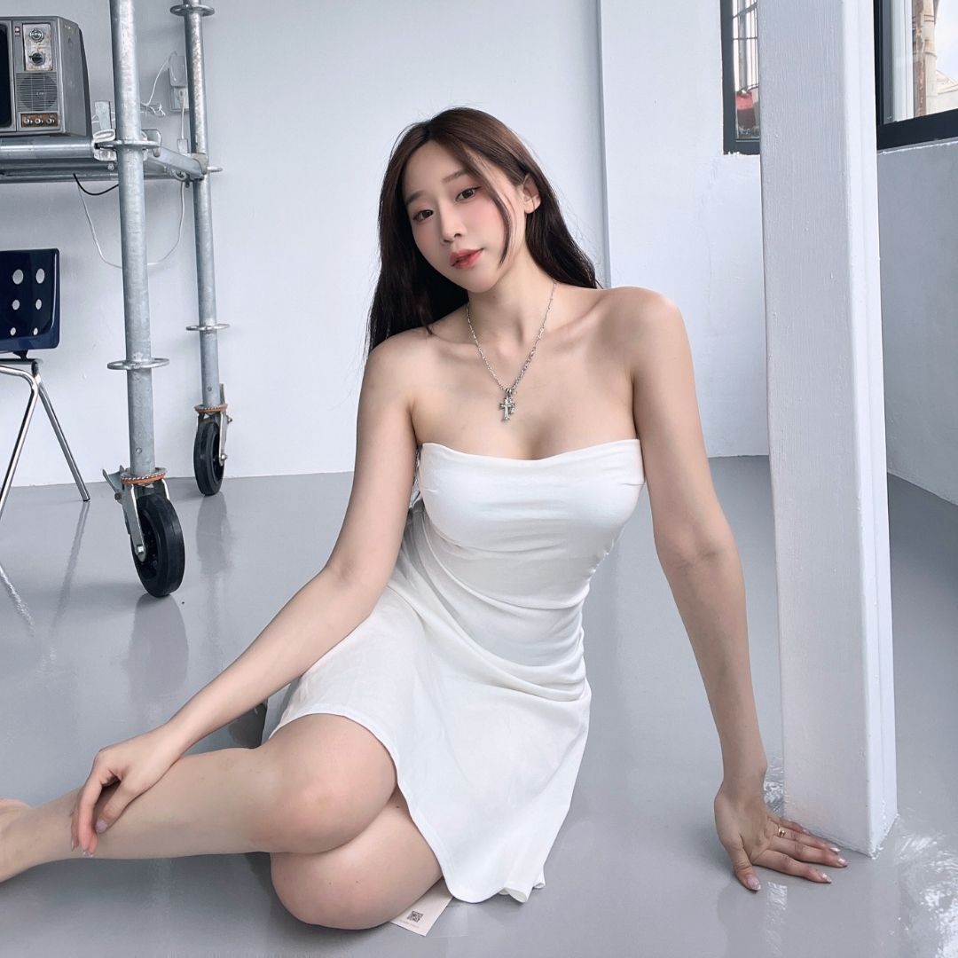 【DOMISS自訂】歐美平口洋裝! 下擺不規則 露肩性感洋裝-3色 (現貨)