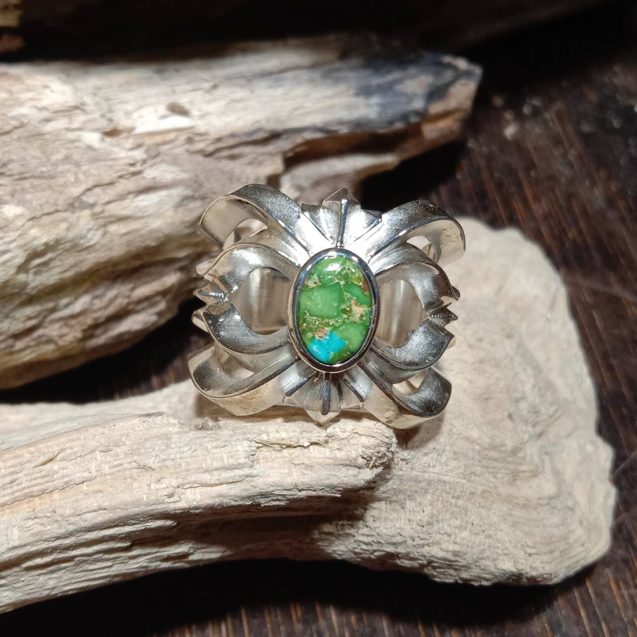 *Black Venom Jewelry- Freedom & Prayer 貓眼花戒鑲Sonora Gold 松石