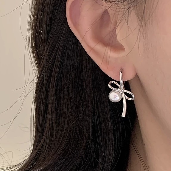 Imitation Bead Butterfly Earrings