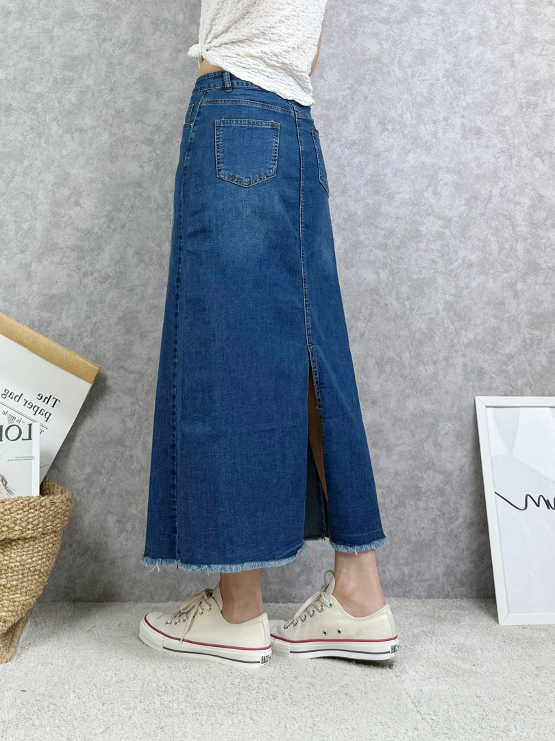 夏日丹寧女主角Look！微破壞感的剛剛好的牛仔裙