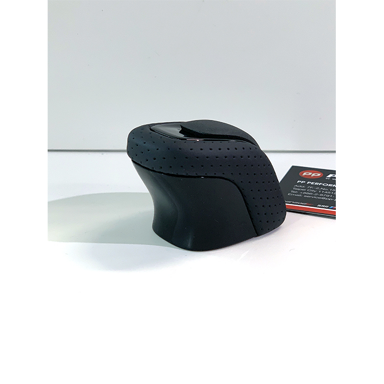 日本TOYOTA原廠部品 全黑化自排排檔頭 TOYOTA PRIUS PHEV 2023-