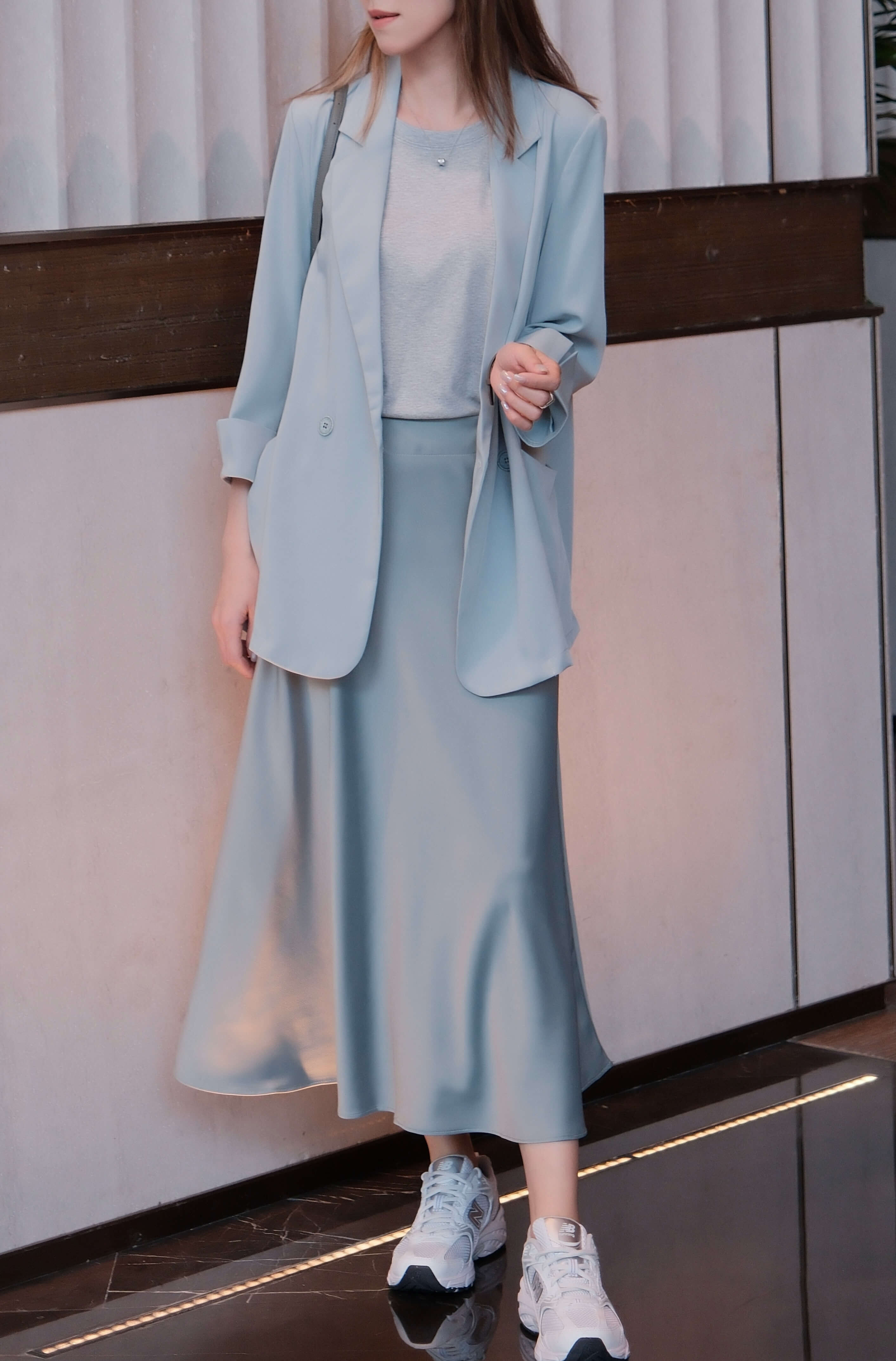 Satin Midi Skirt_SK254L02