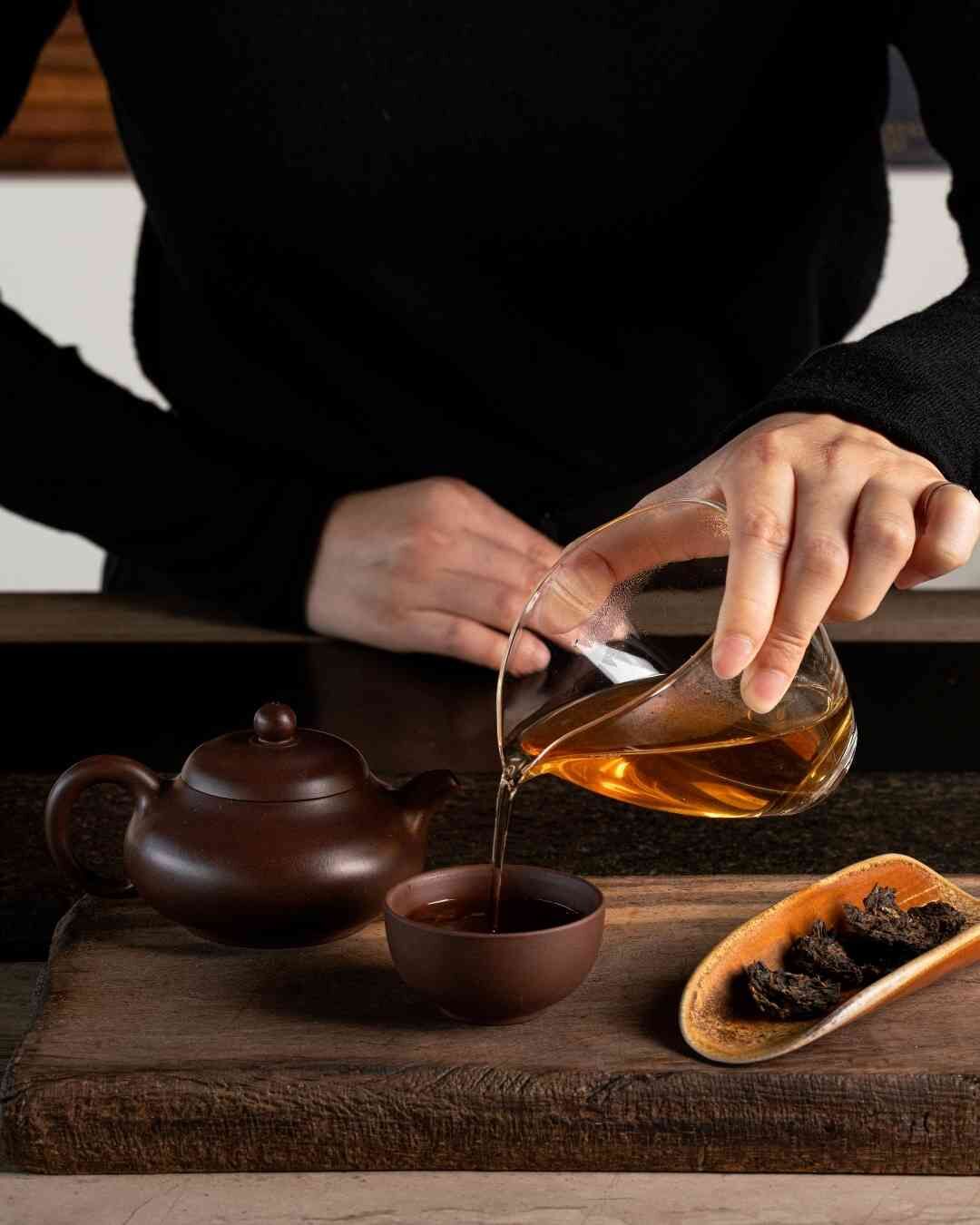 2011年古樹生普洱・采皇｜古樹普洱茶—瑜茶舍