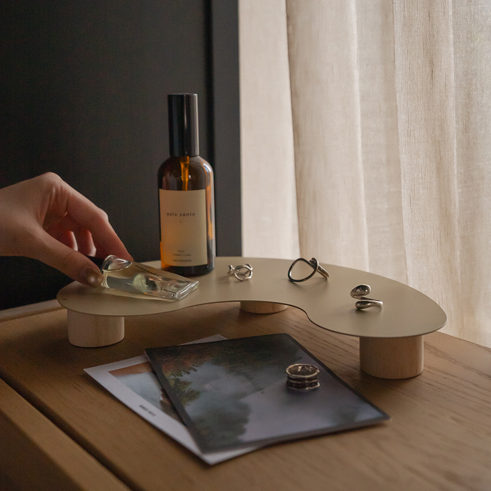 Drift Base｜漂浮展示台