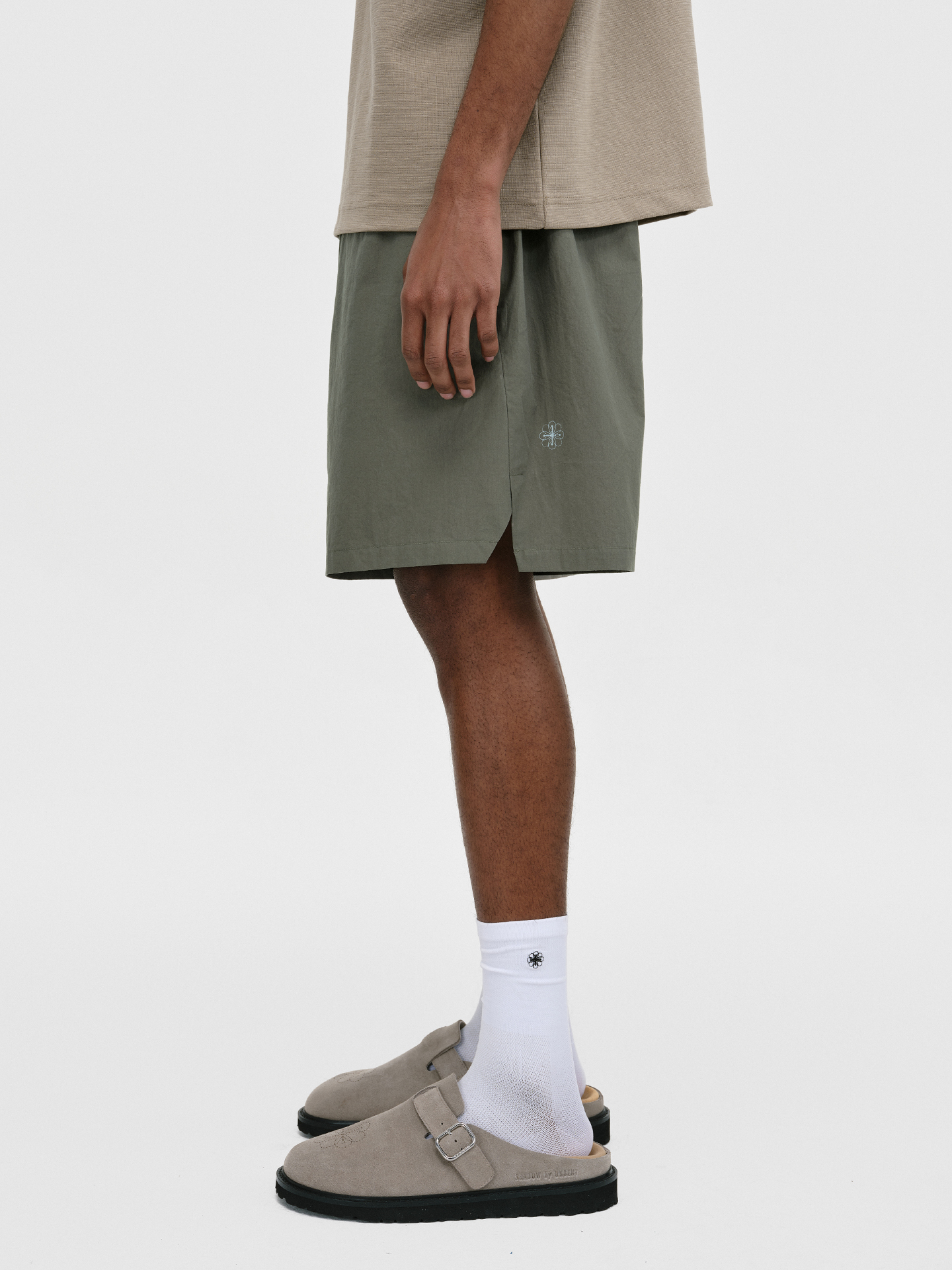 #預購 Shadow by unbent 進口 高支鹽縮 切割開岔 多功能短褲 兩色