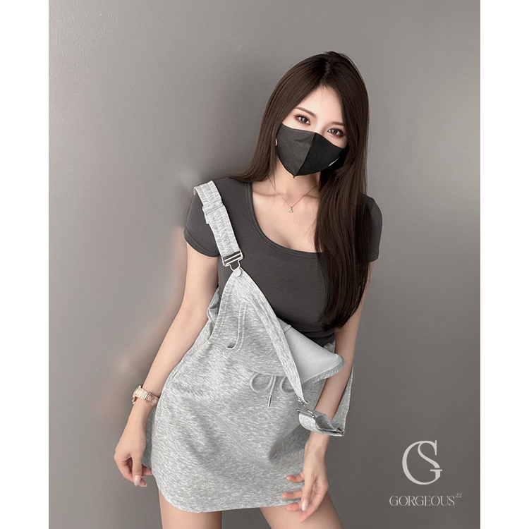 G9596 現貨「唯一太空！CHILL吊帶裙」