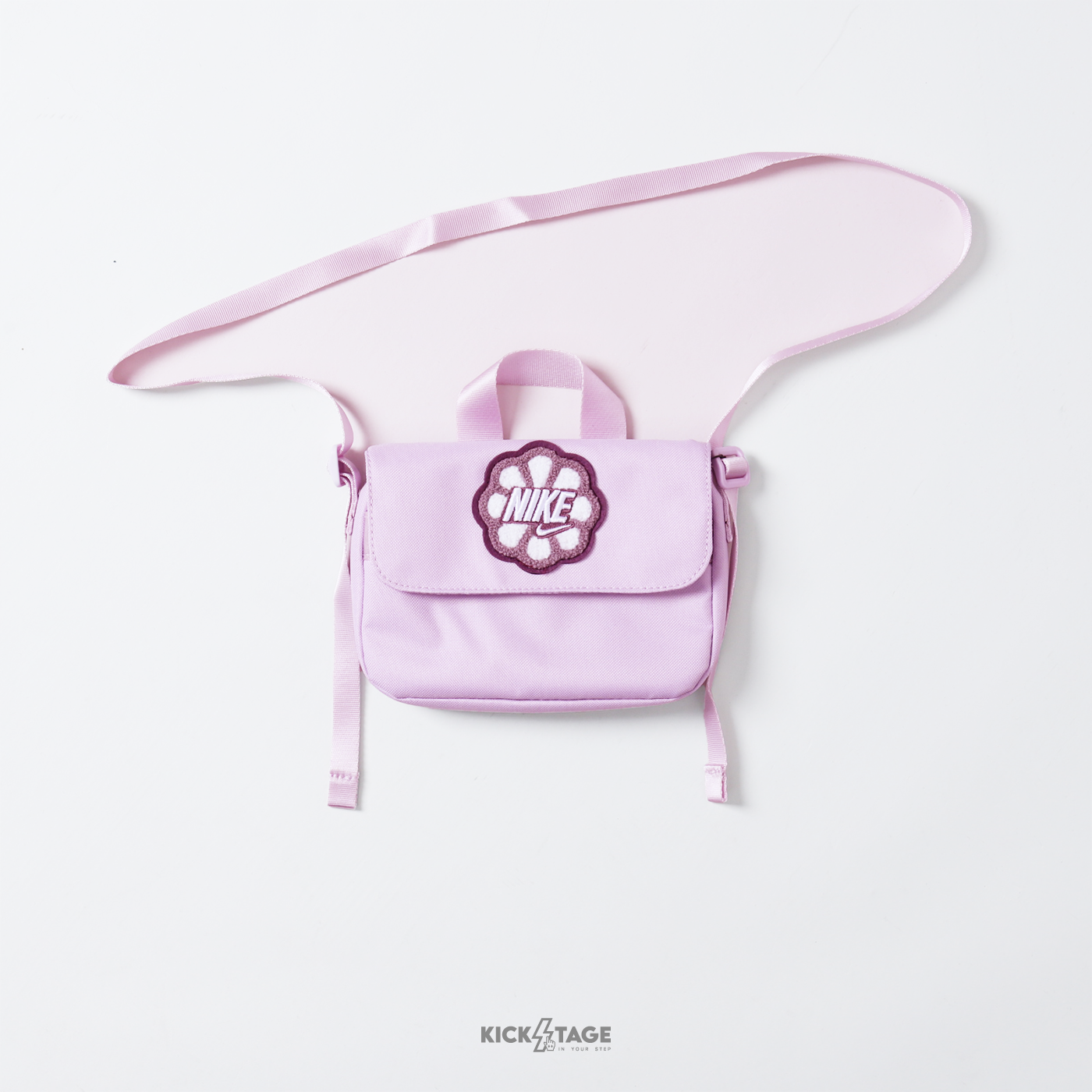 NIKE Y NK CROSSBODY-MTRL GFX 紫 立體LOGO 花朵 多夾層 魔鬼氈 側背包 斜背包【HQ2109-537】