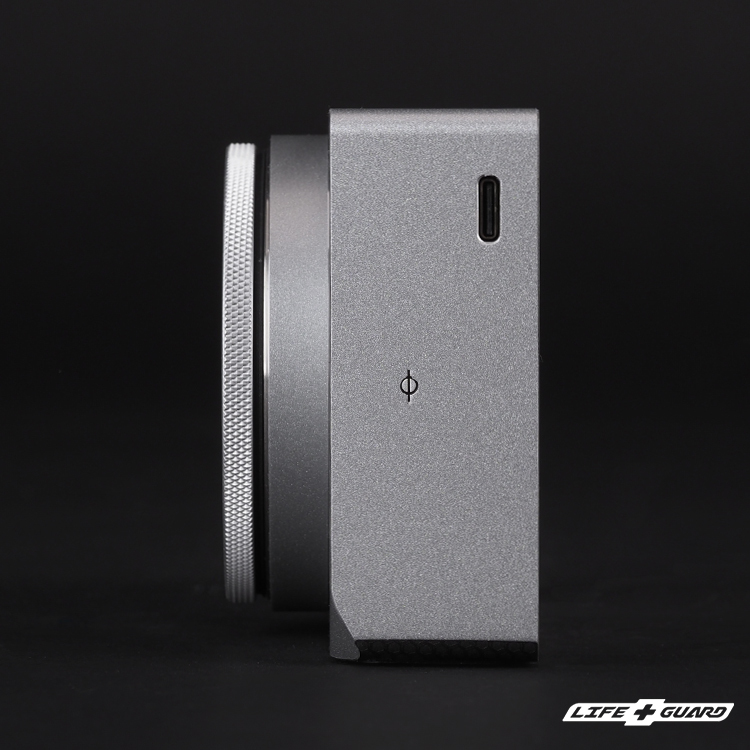 LIFE+GUARD 相機鏡頭緞面銀貼膜側面展示圖