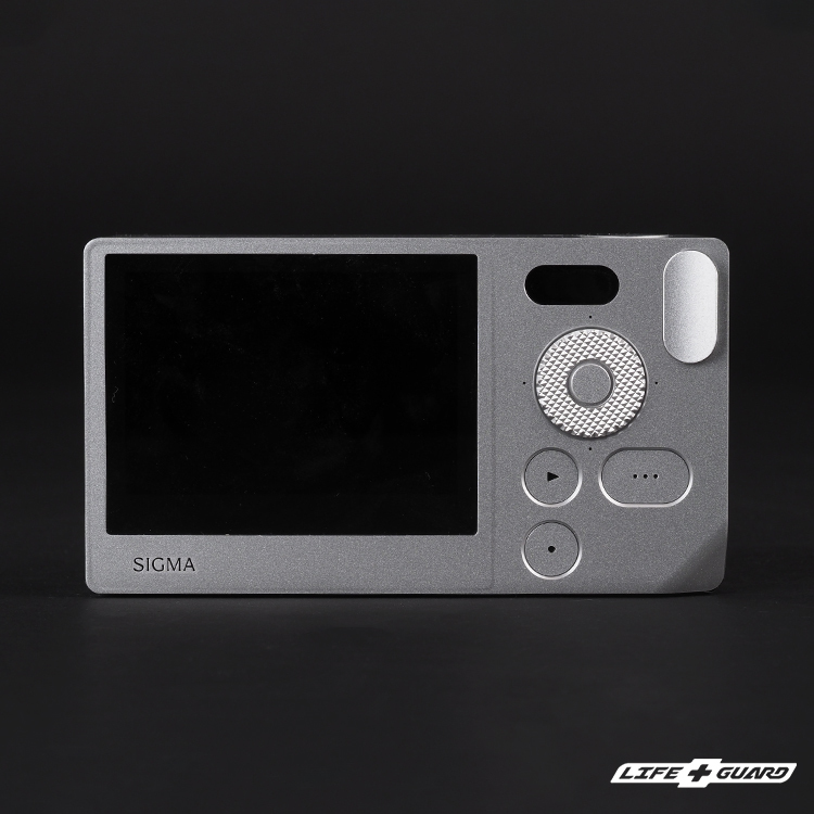 LIFE+GUARD 相機貼膜背面示意，專業開版適用於 SIGMA BF