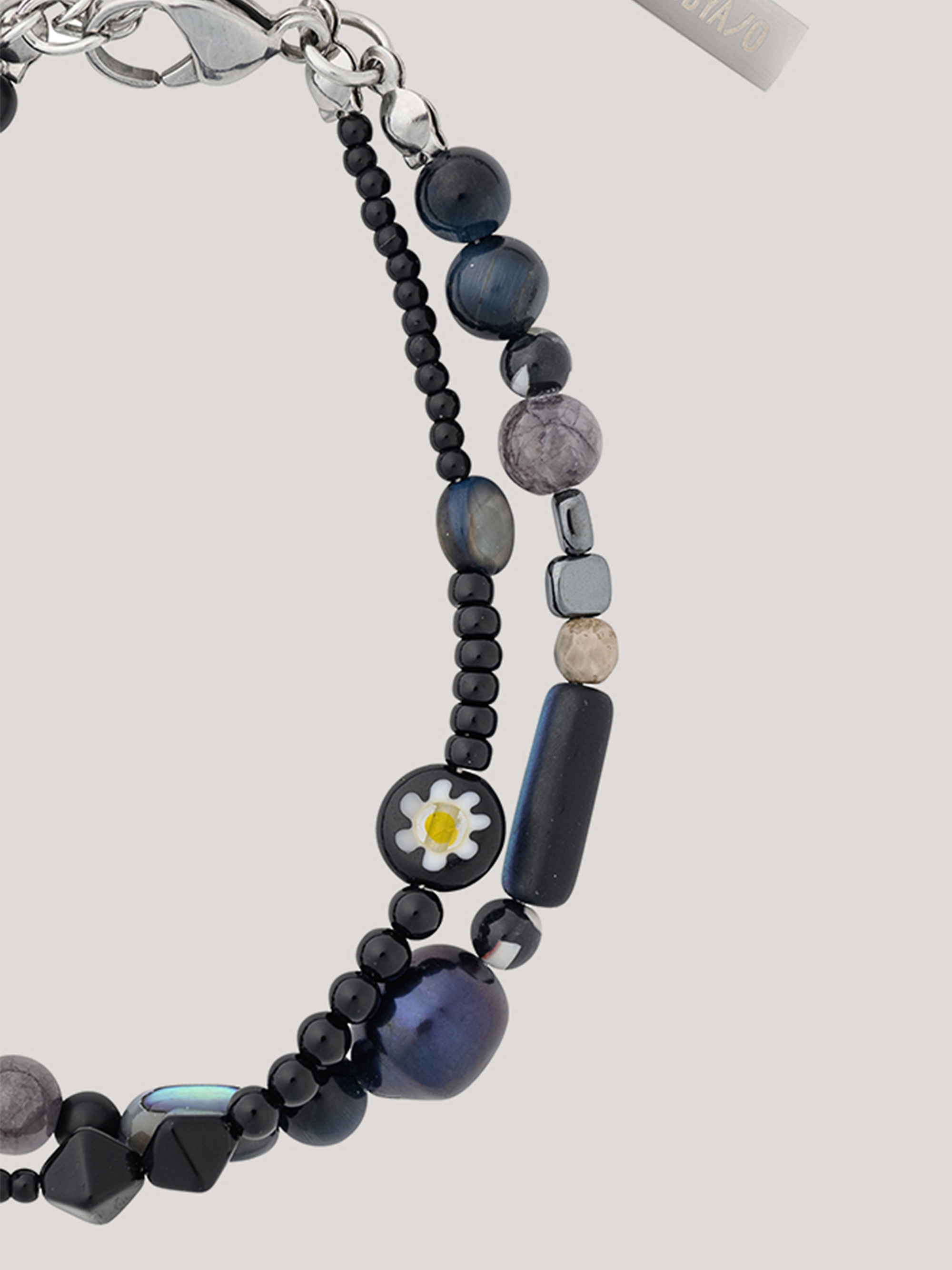 AJOBYAJO BLACK LIGHT BEADS LAYERED BRACELET 手鍊