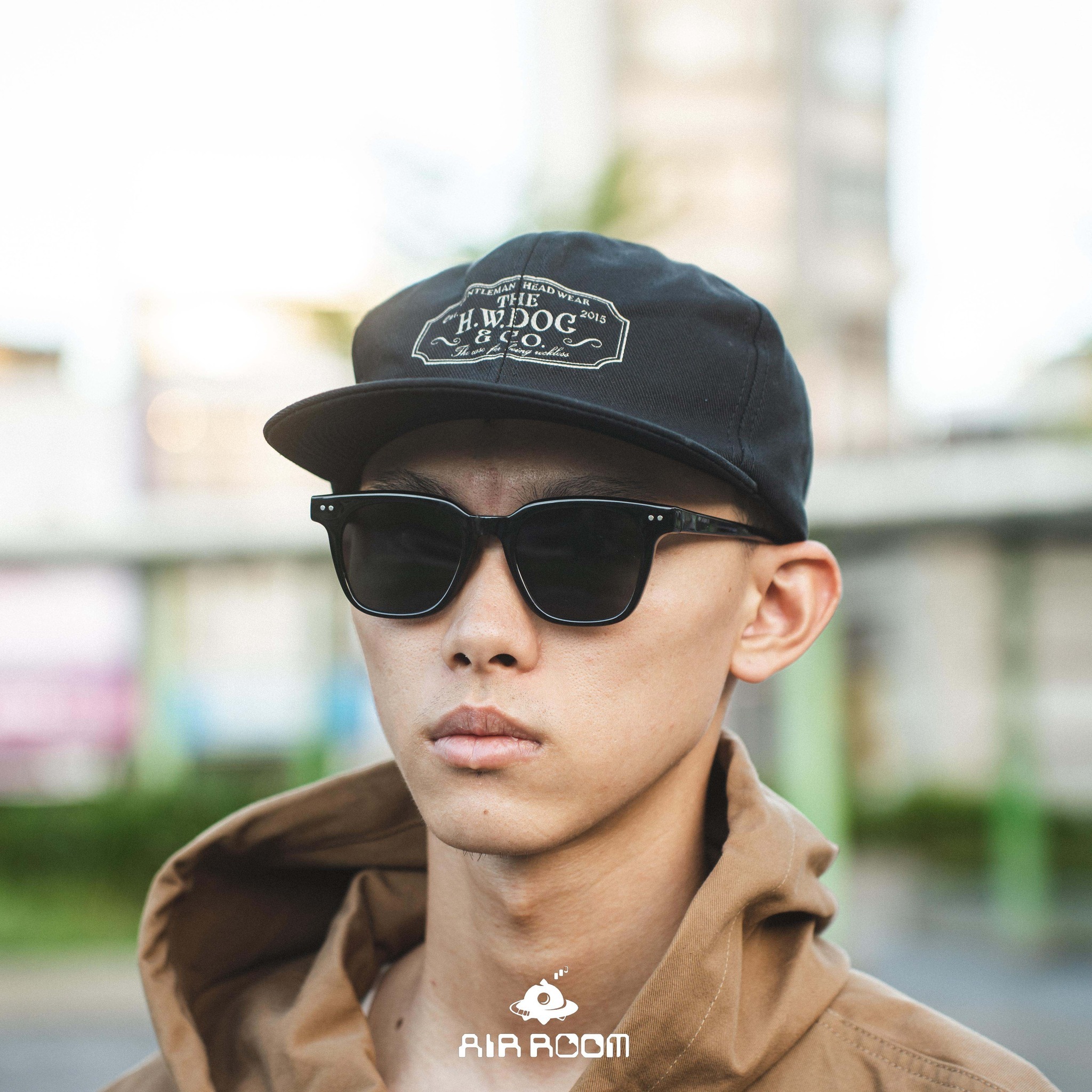 韓國 BLUE ELEPHANT DEPS 太陽眼鏡 韓國 眼鏡 鏡框 附盒 皮革 雲朵 眼鏡包 KPOP 藝人著用款 現貨