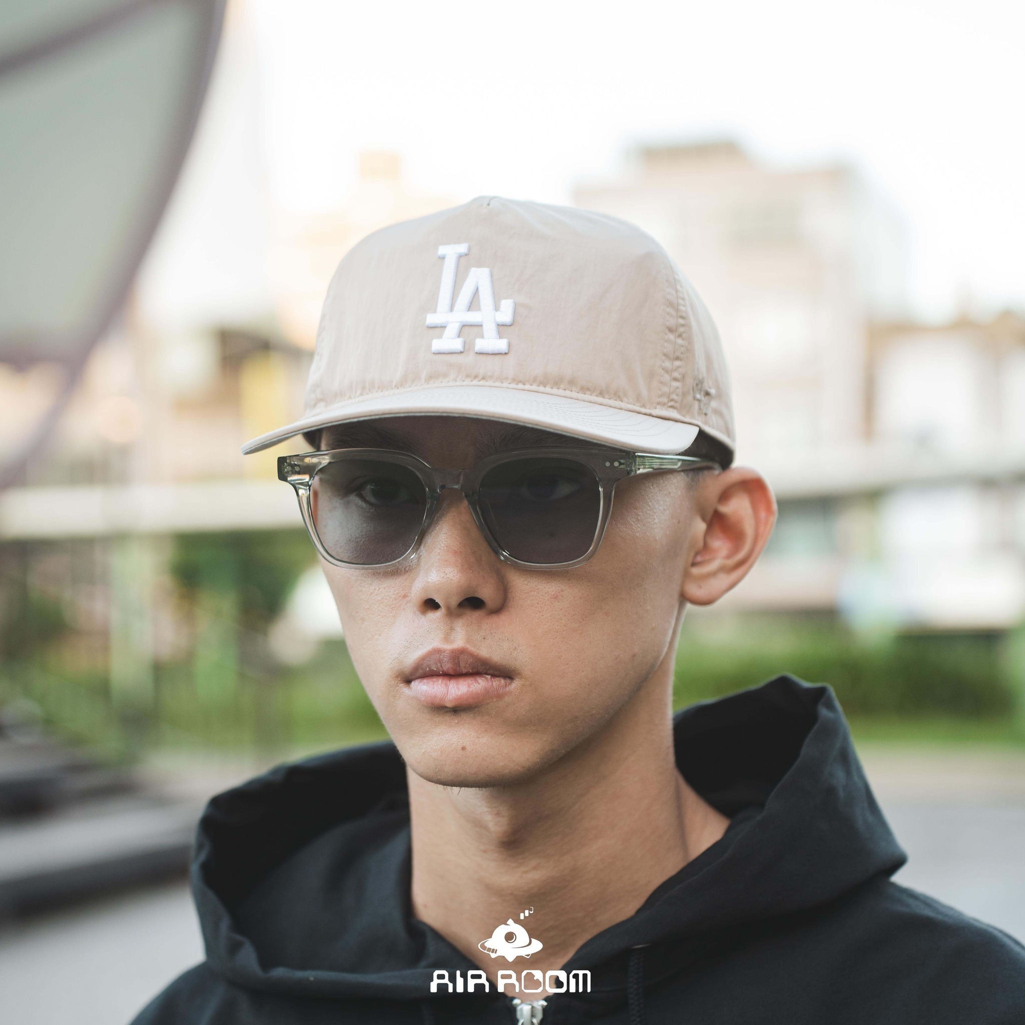 韓國 BLUE ELEPHANT DEPS 太陽眼鏡 韓國 眼鏡 鏡框 附盒 皮革 雲朵 眼鏡包 KPOP 藝人著用款 現貨