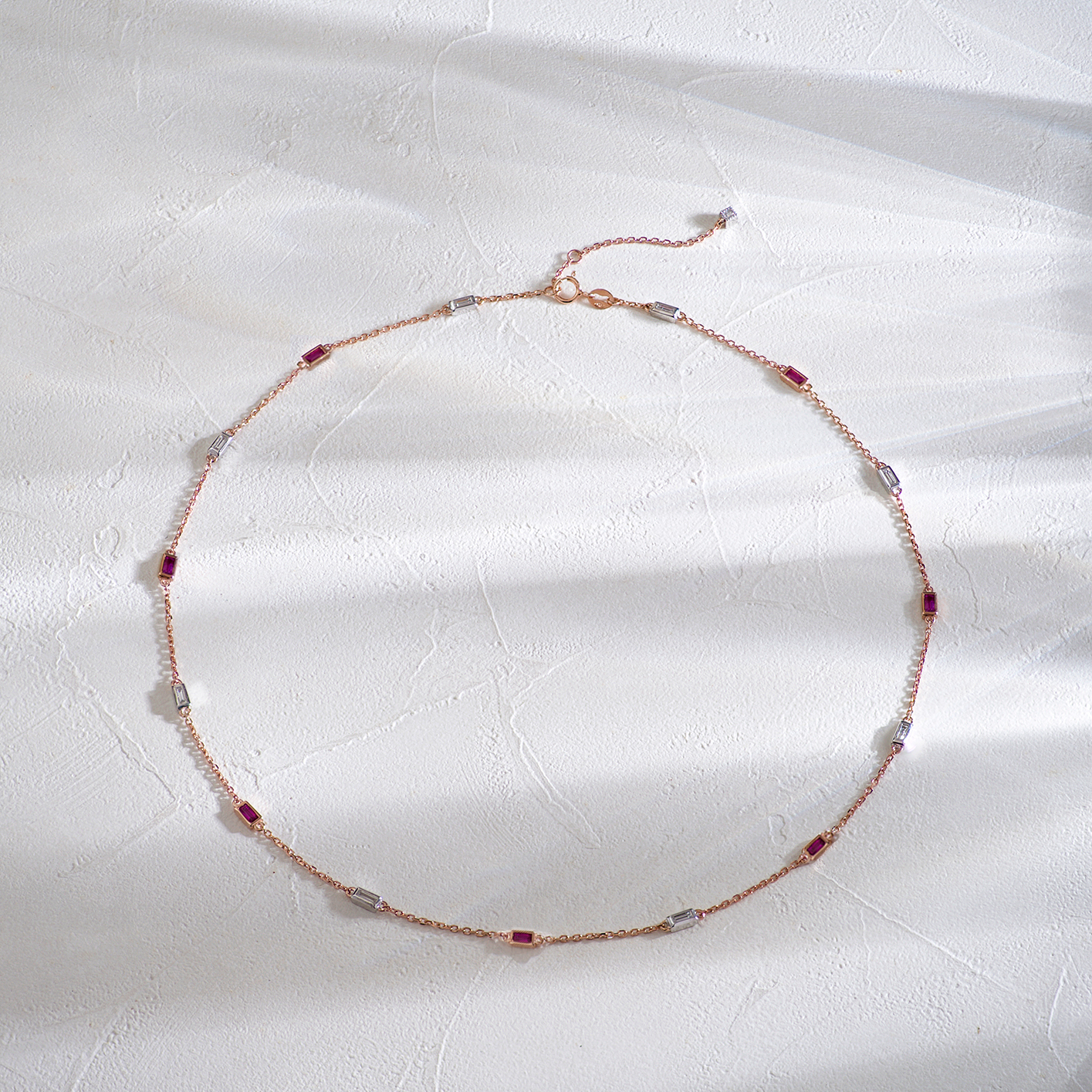 【訂製】直梯形紅寶鑽石跳鑲18K項錬