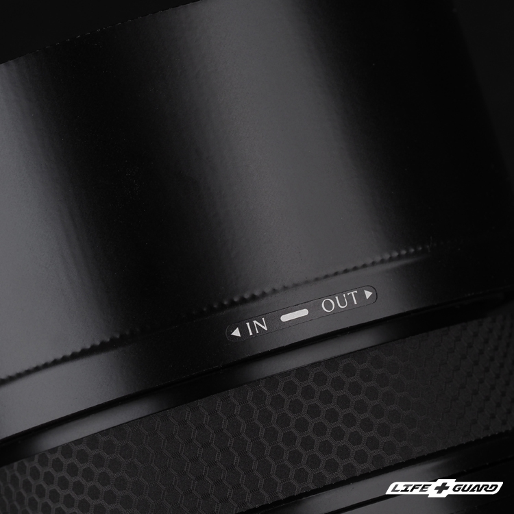 霧面黑貼膜質感特寫，LIFE+GUARD 設計風格