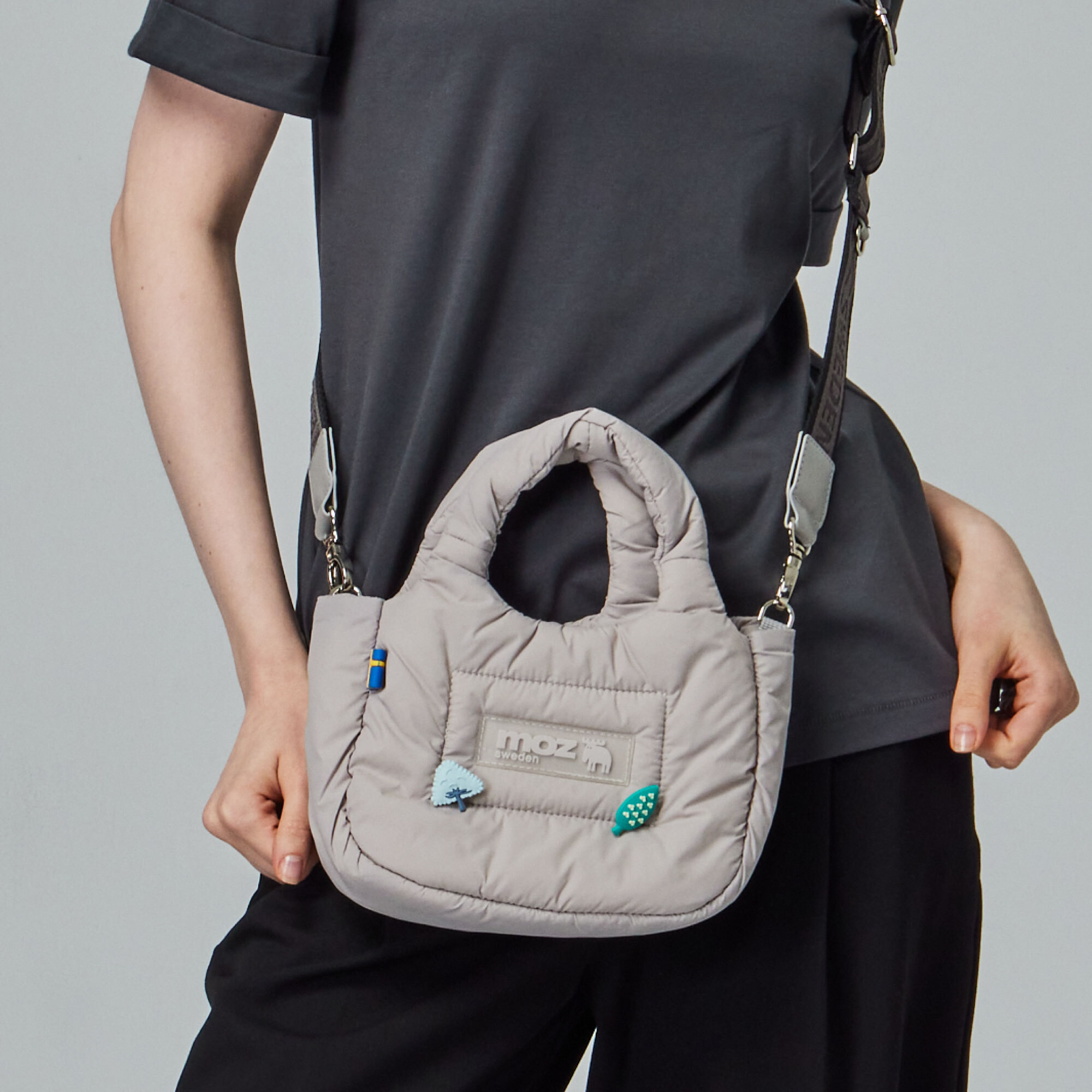 【熱銷現貨】moz瑞典 駝鹿 Light 空氣 雲朵包(淺灰)小