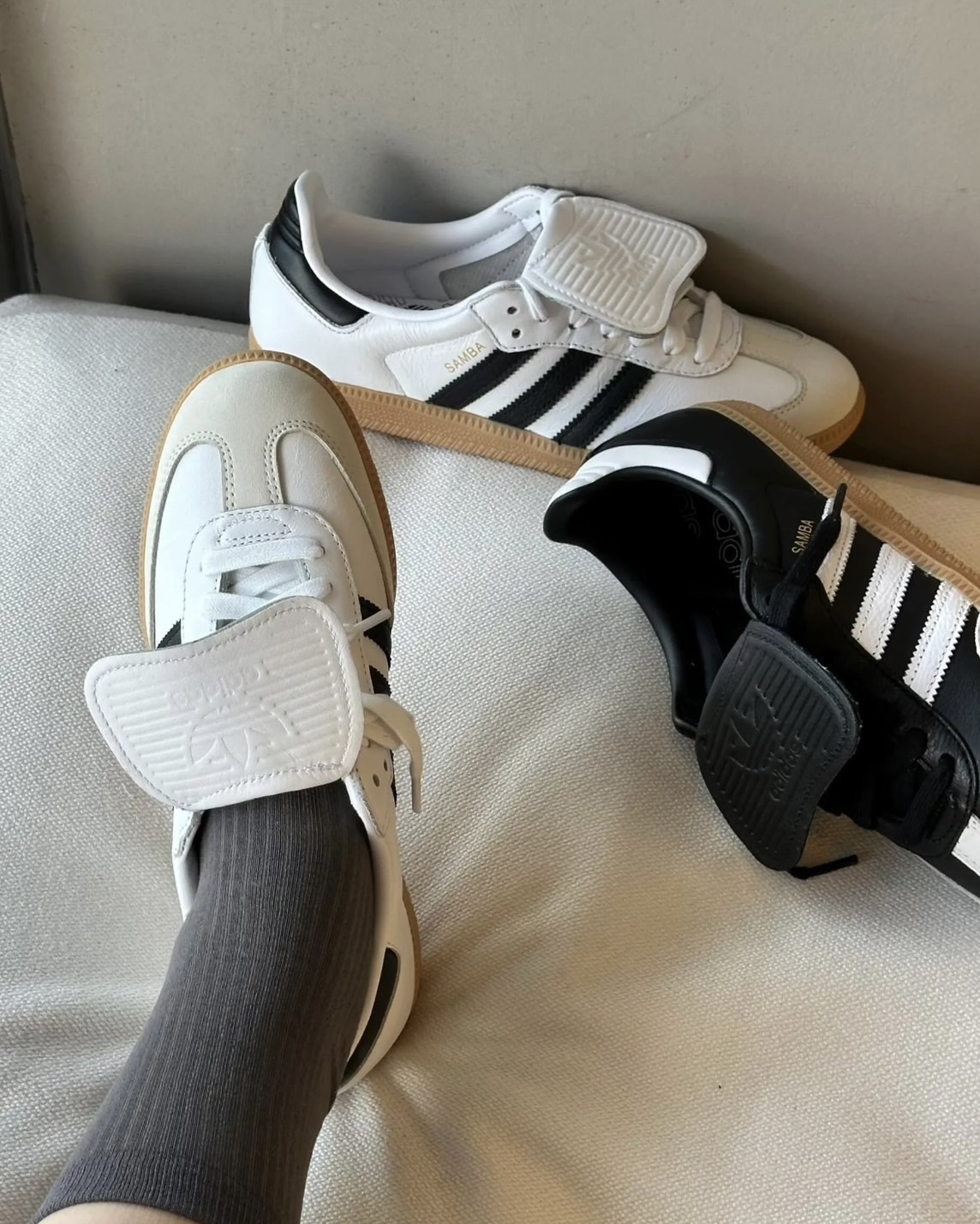 Adidas Samba LT 翻蓋 壓印鞋舌 焦糖底 德訓鞋 黑 白