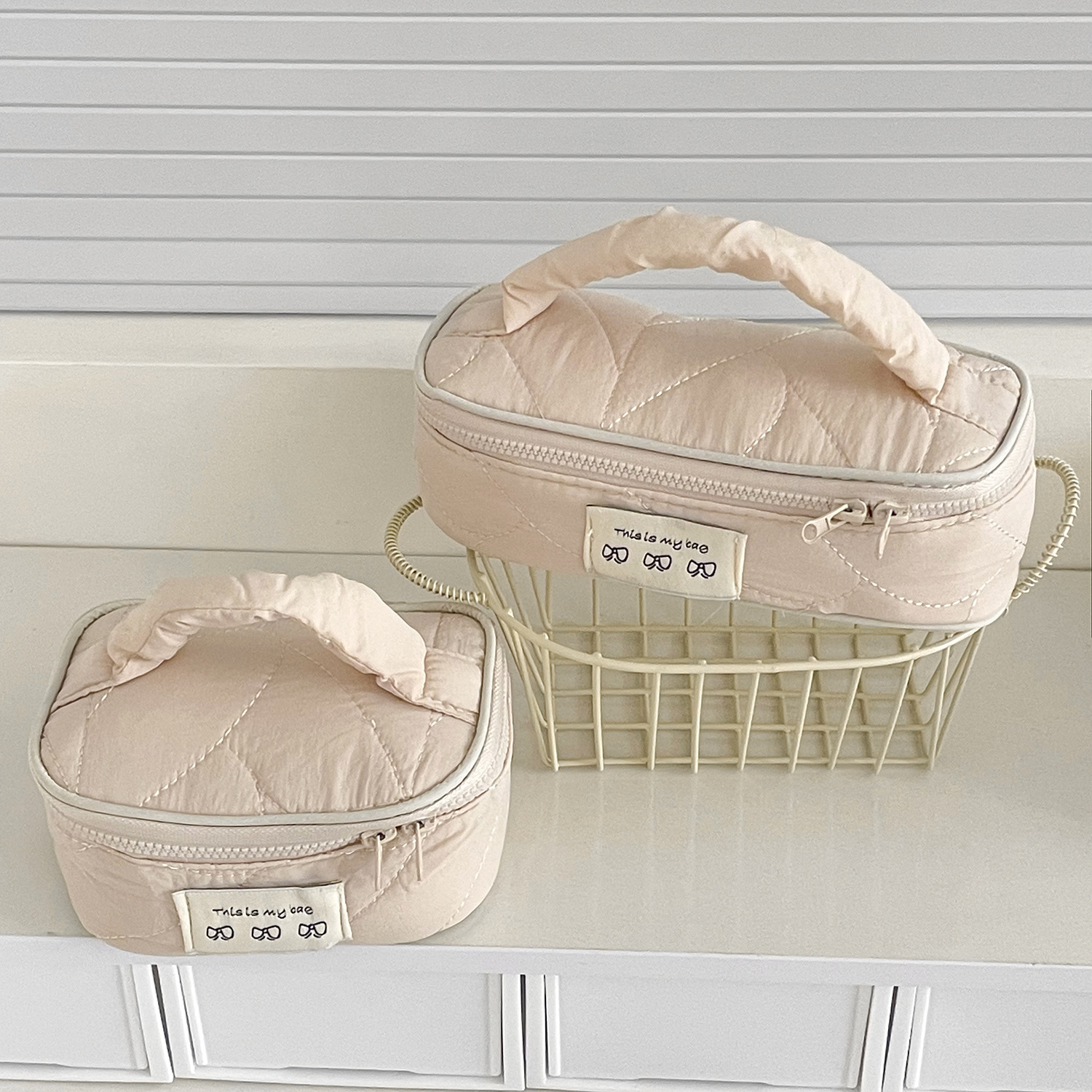 《6011》簡約粉嫩感蝴蝶結外出手提化妝包