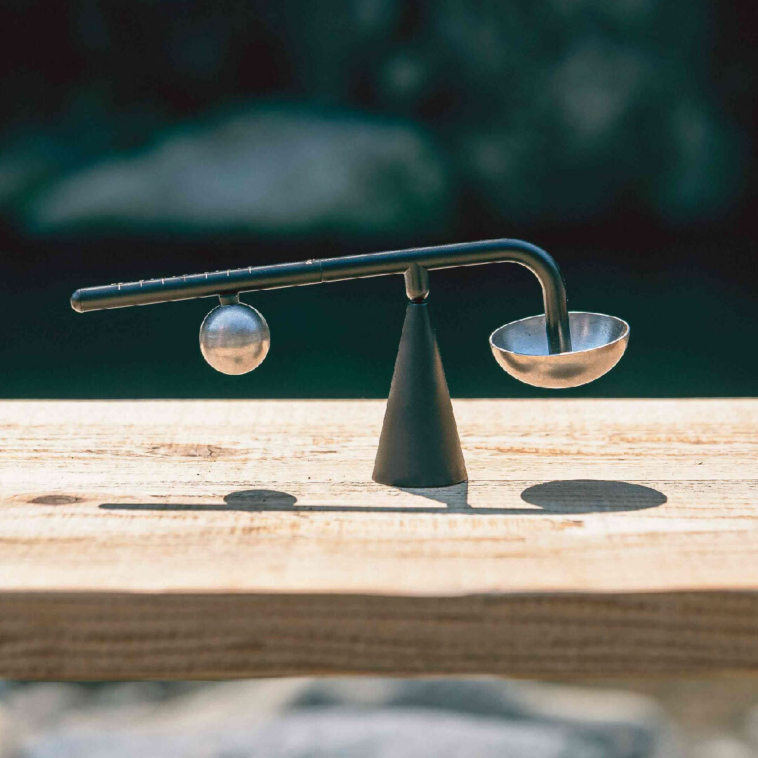 GET THE PONG vaaka Black