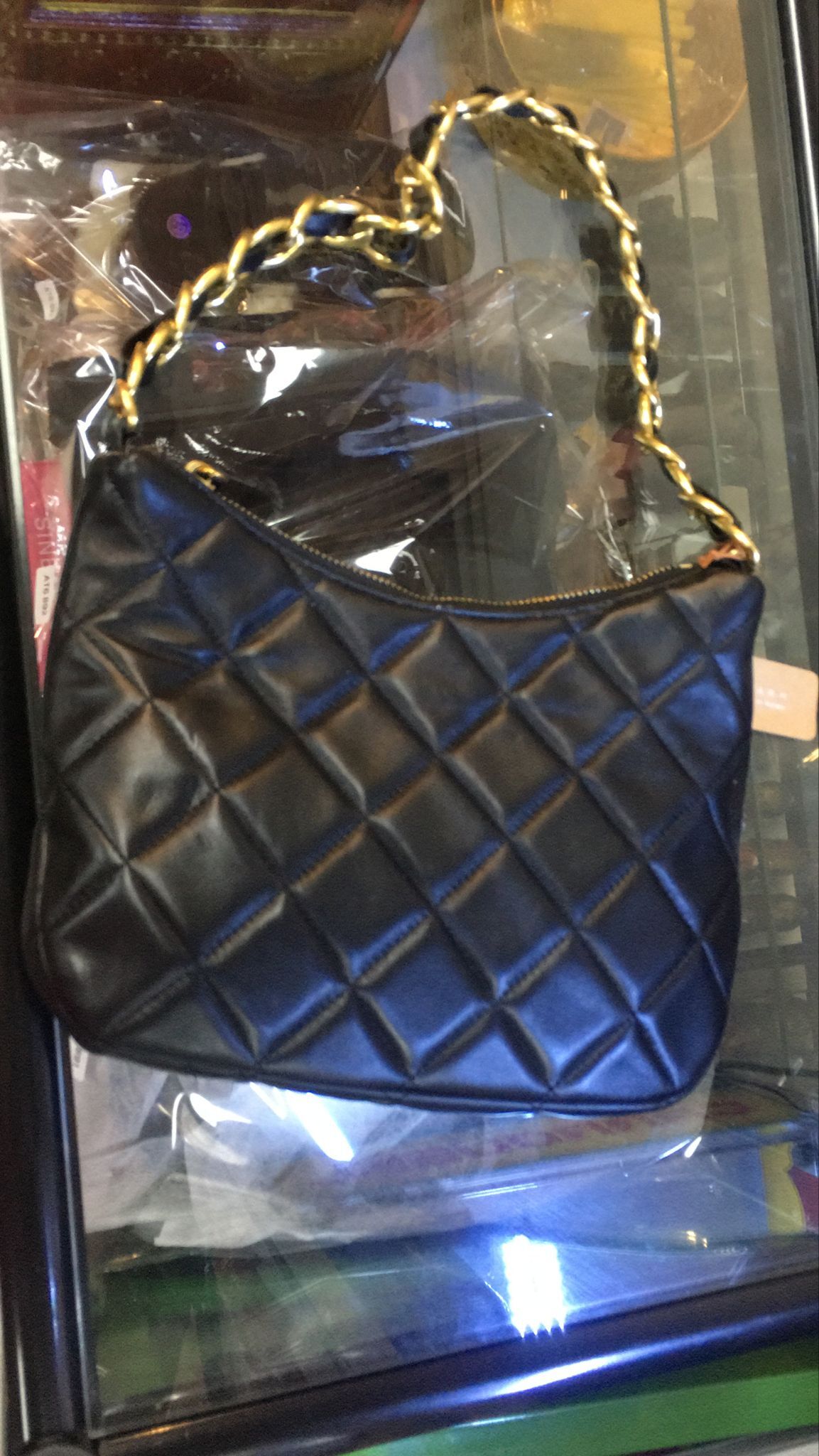 KR 皮革側孭袋（此為清貨價貨品不設退換） (AT6 908)