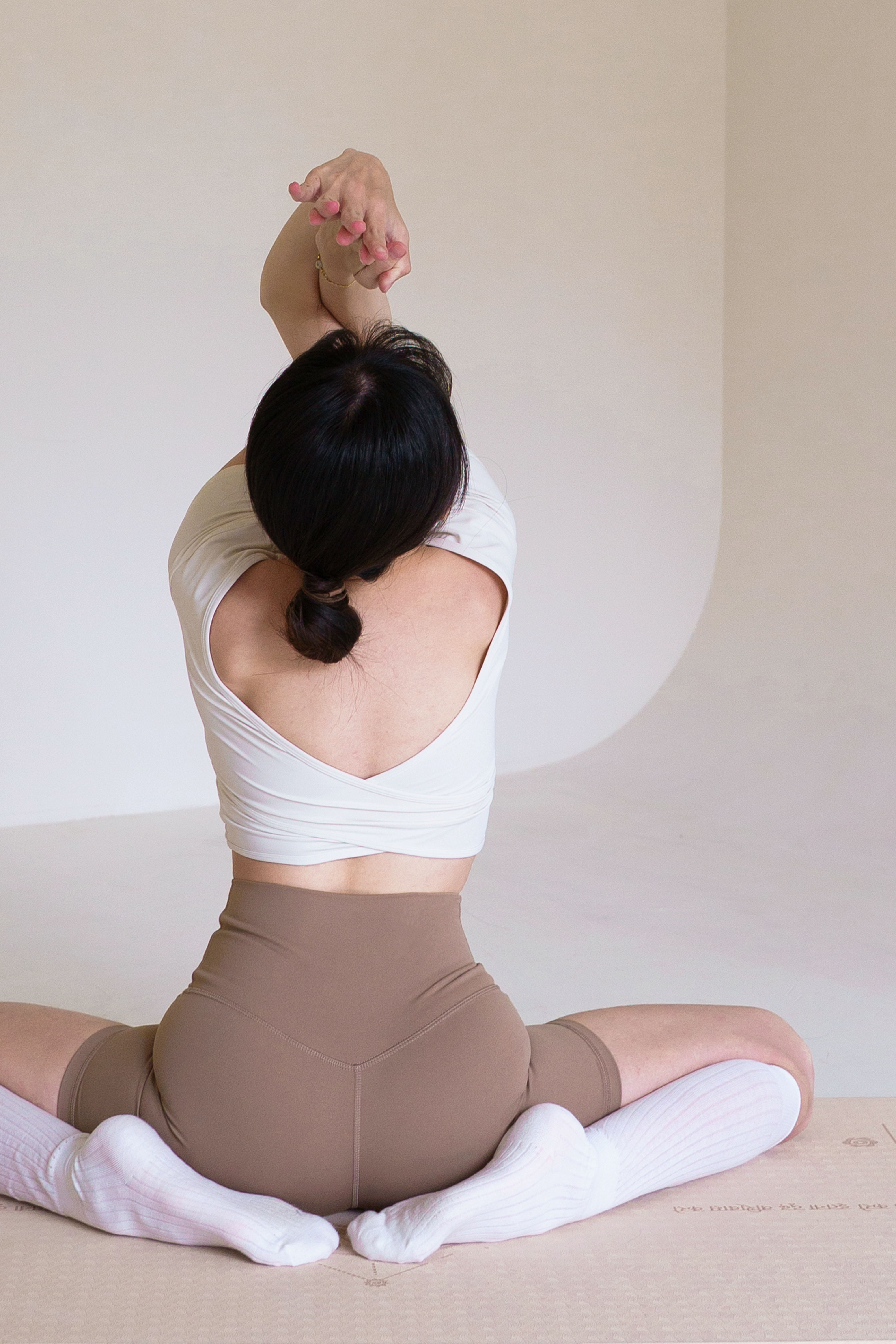 One Fits All 超延展運動3分褲 / 奶茶