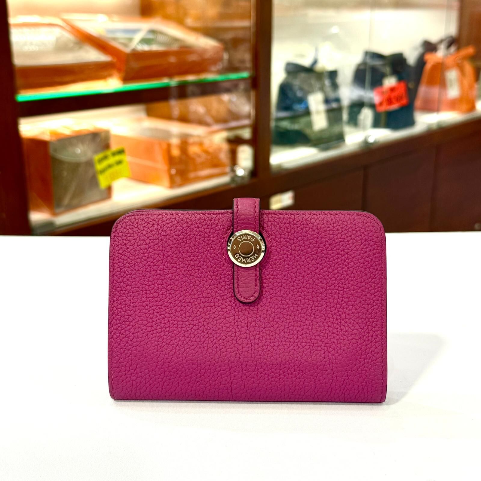 90%NEW二手HERMES短銀包 C刻 玉蘭粉TOGO皮/銀扣 9I MAGNOLIA PHW DOGON COMPACT WALLET #香榭站正品