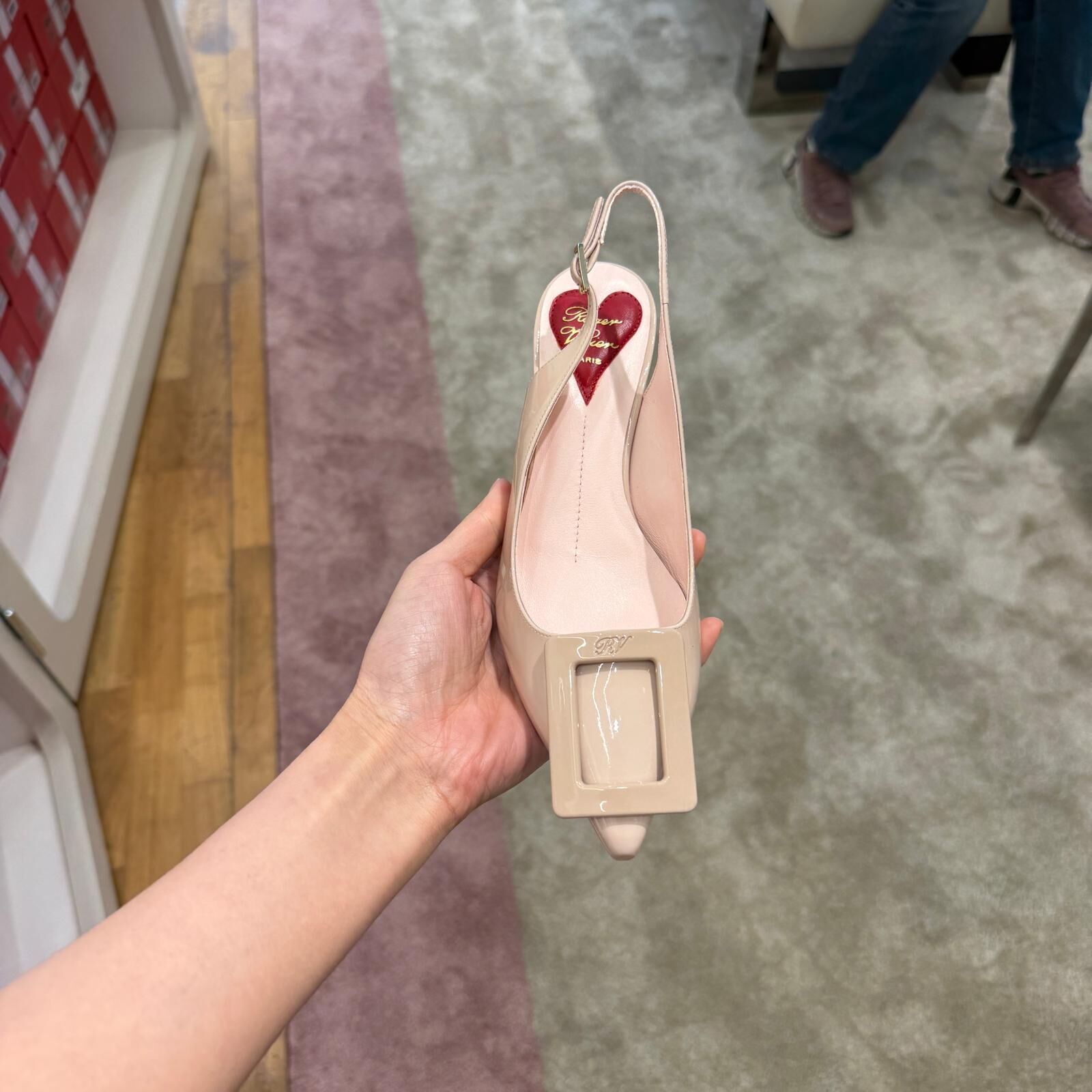 Roger Vivier RV Virgule slingback heels in Beige
