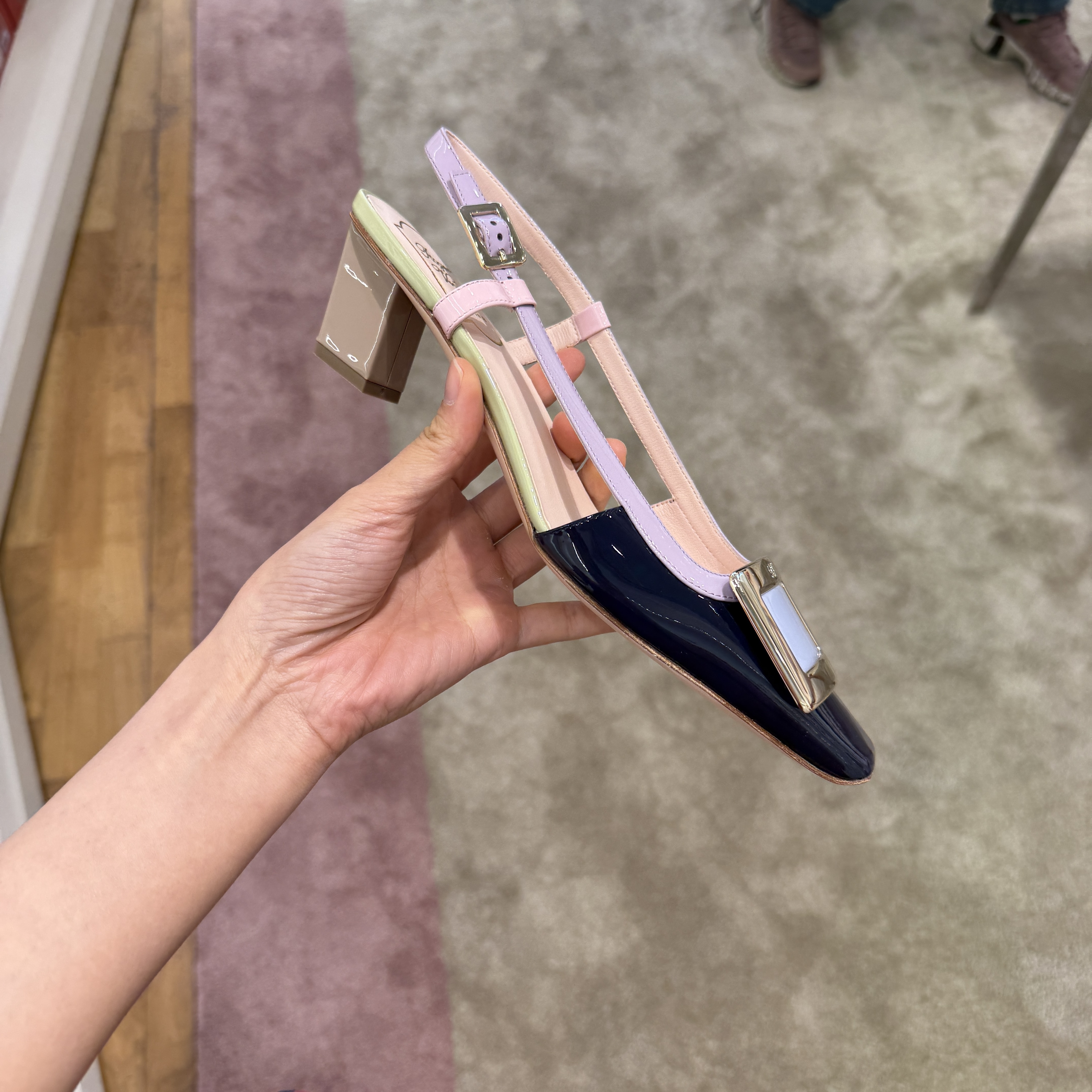 Roger Vivier RV Belle Vivier Slingback Heels in Black blue