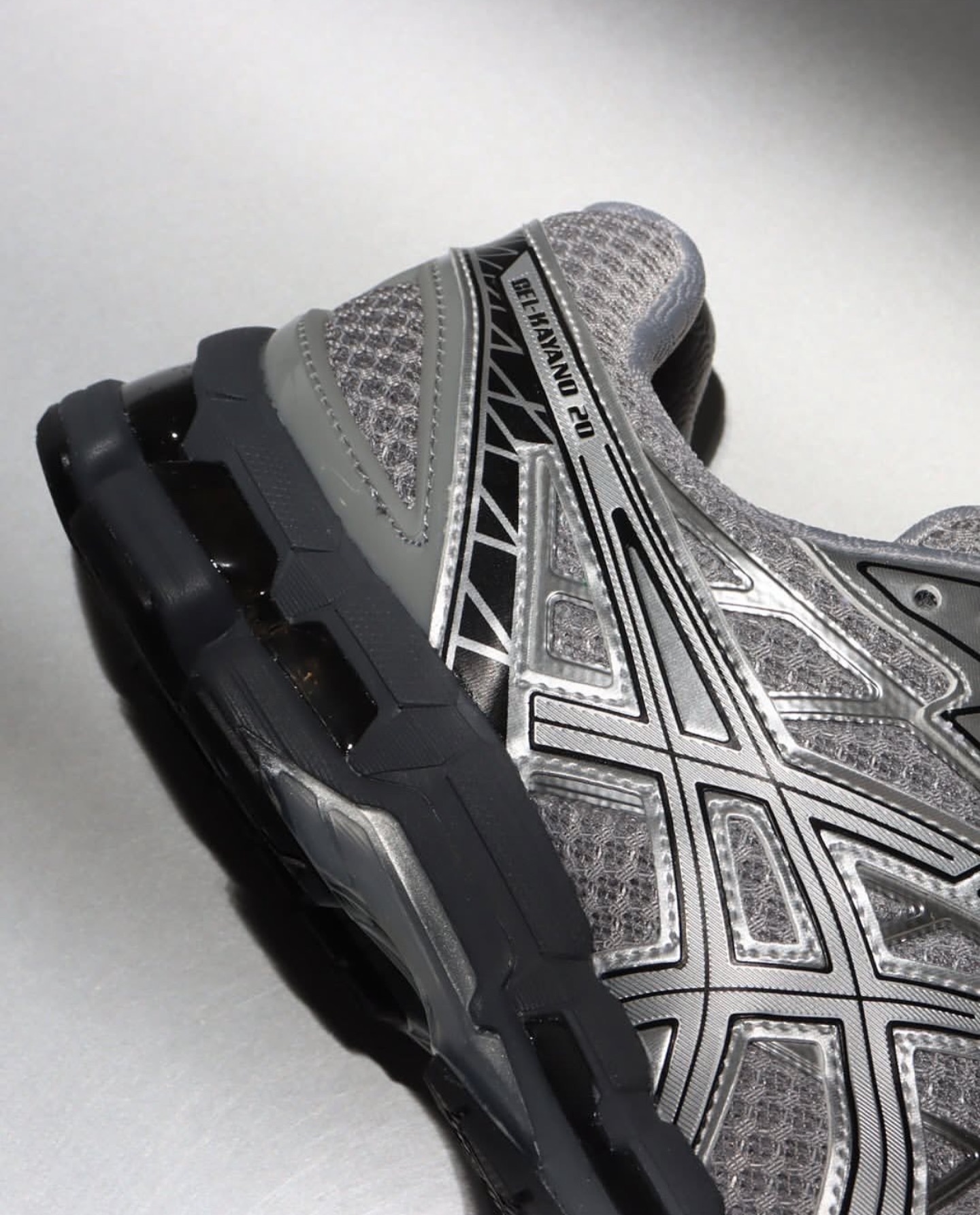 Asics Gel-Kayano 20 Grey Sliver灰銀 1203A388-020