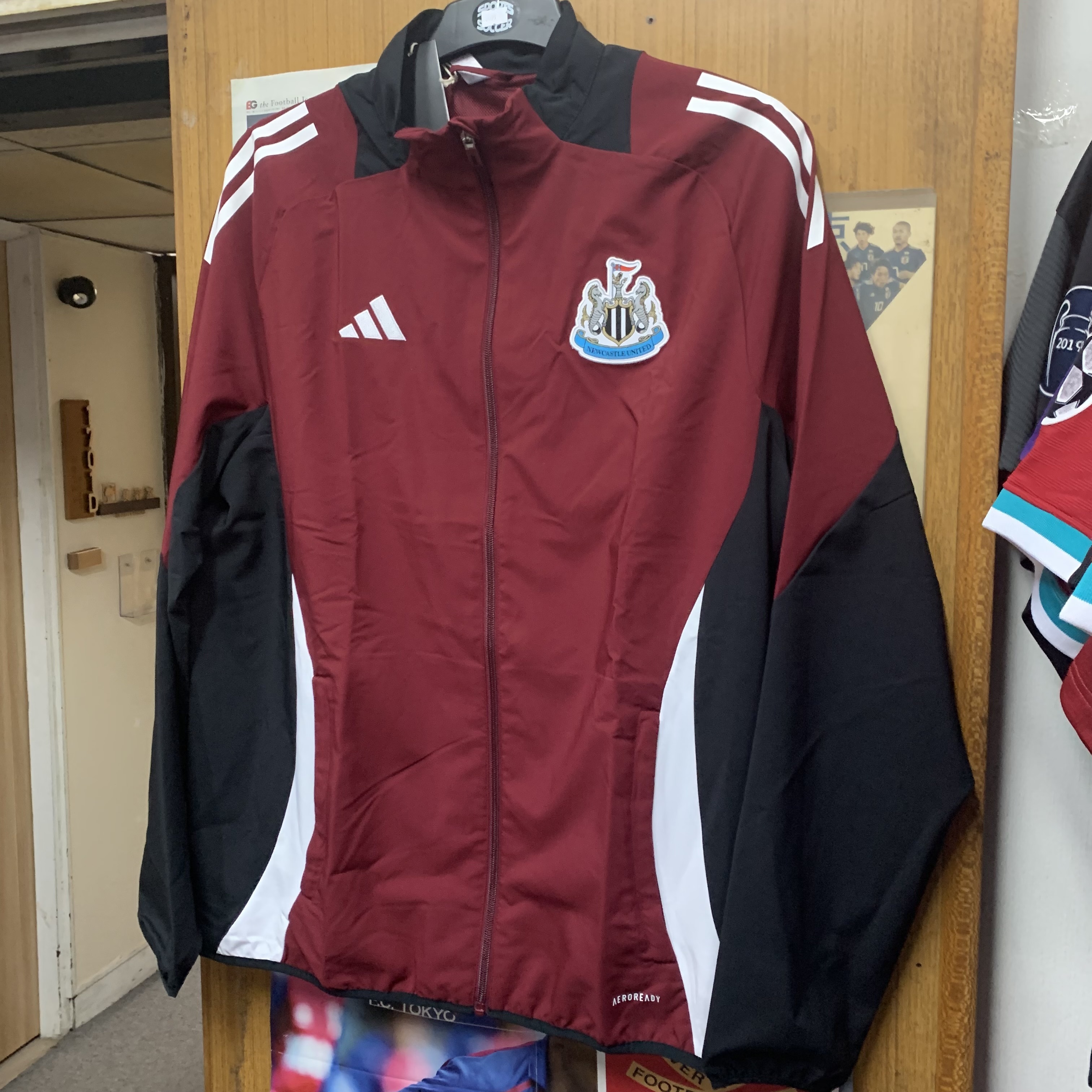2024 Newcastle United Training Jacket [BNWT, XL 100% New]