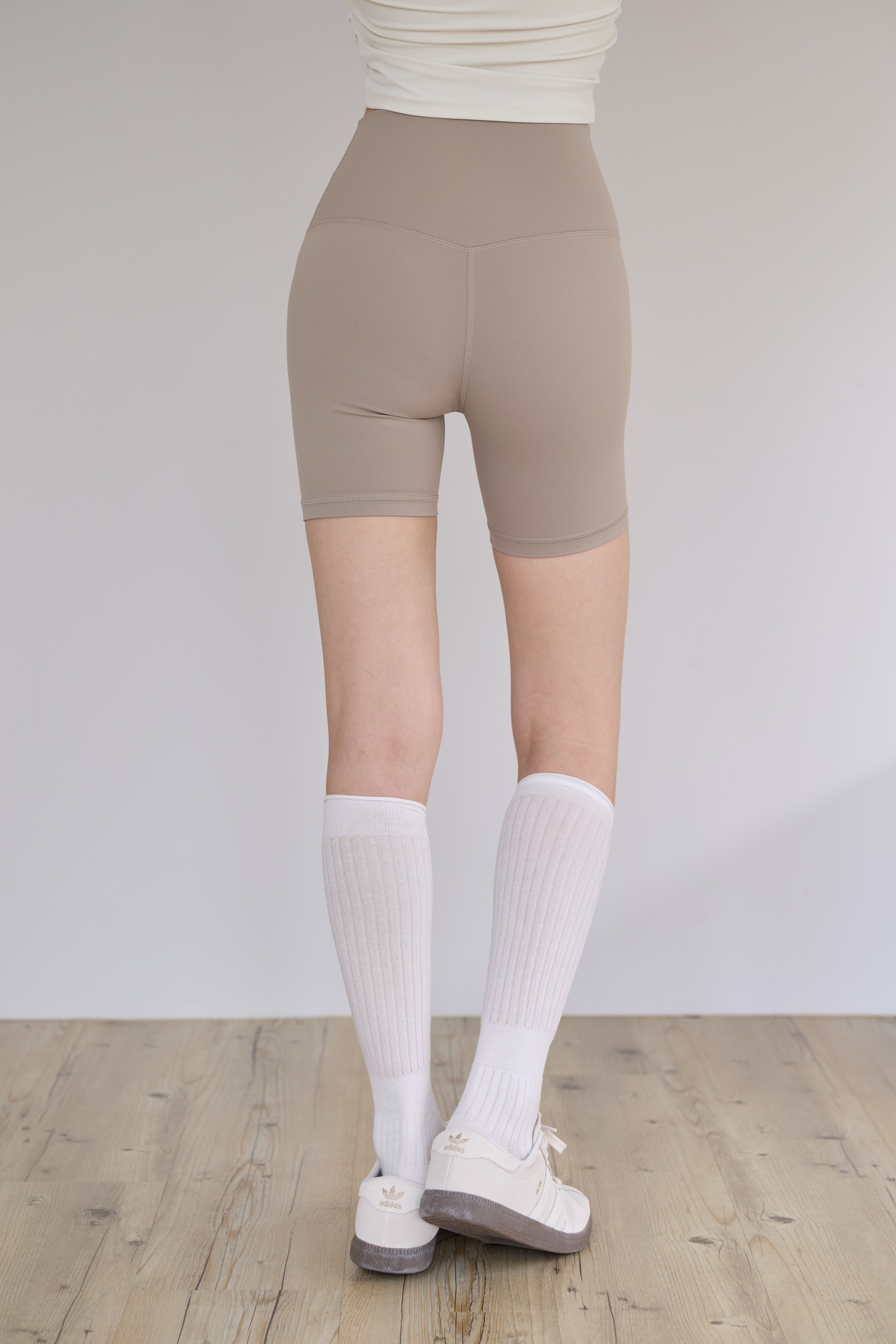 One Fits All 超延展運動3分褲 / 杏