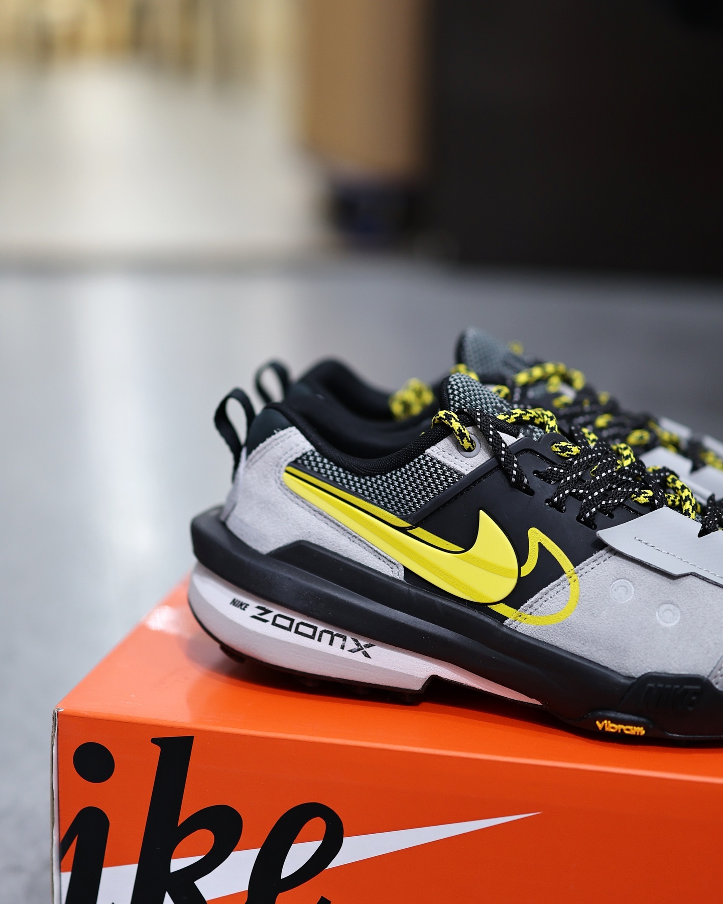 Sacai x Nike Zegamadome Black Yellow 黑黃 hq8618-002