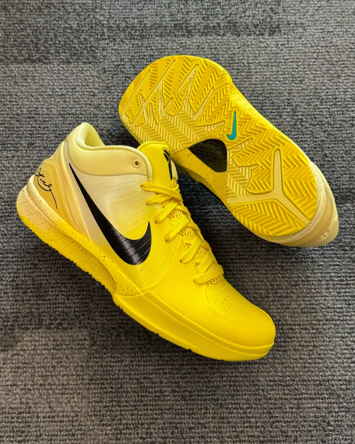 黃黃 Nike Kobe 4 Protro CHBL 亞洲限定科比大黃蜂限定色IH0587-700