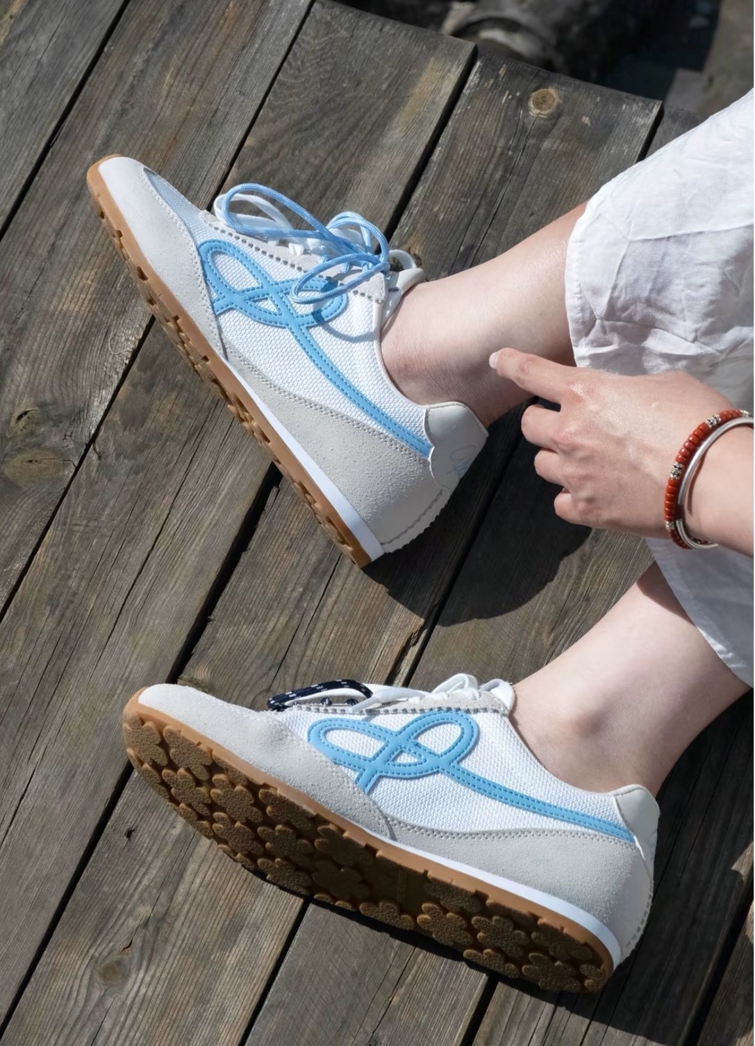 WE FLOWER 小花鞋 霧霾藍｜輕盈透氣百搭休閒鞋 男女同款