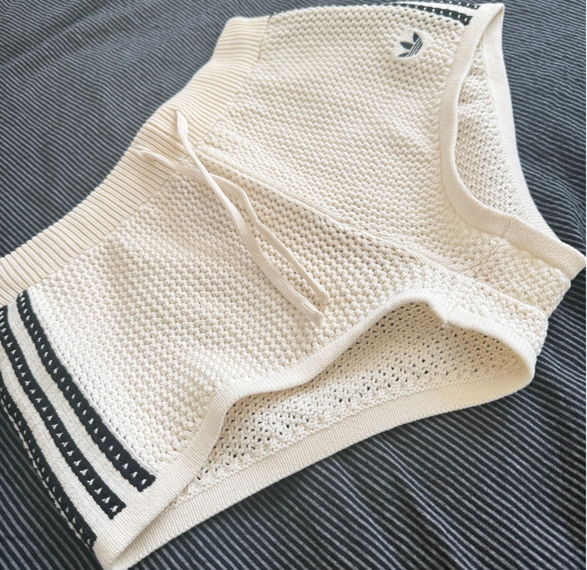 adidas Originals 杏色條紋運動短褲｜女款針織透氣短褲 楊超越同款