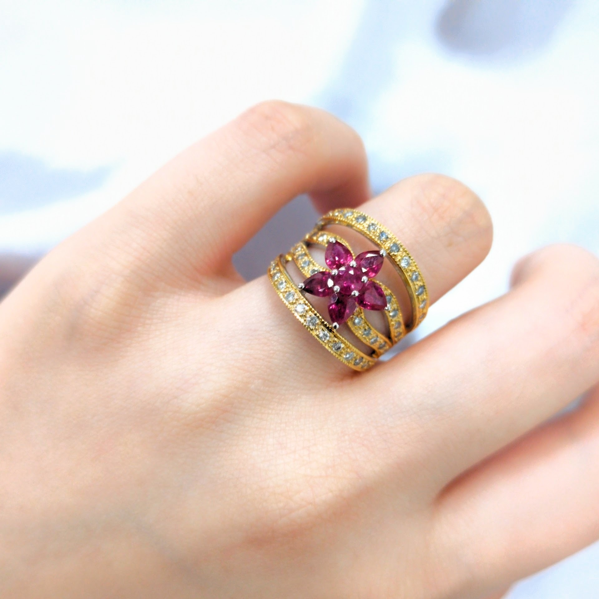 18K Gold 1.23ct Ruby and Diamond Ring