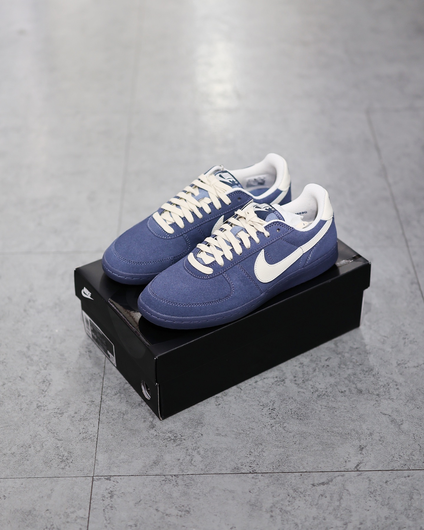 NIKE FIELD GENERAL NAVY 海軍藍油米色麂皮膠底德訓鞋 IF0666-400