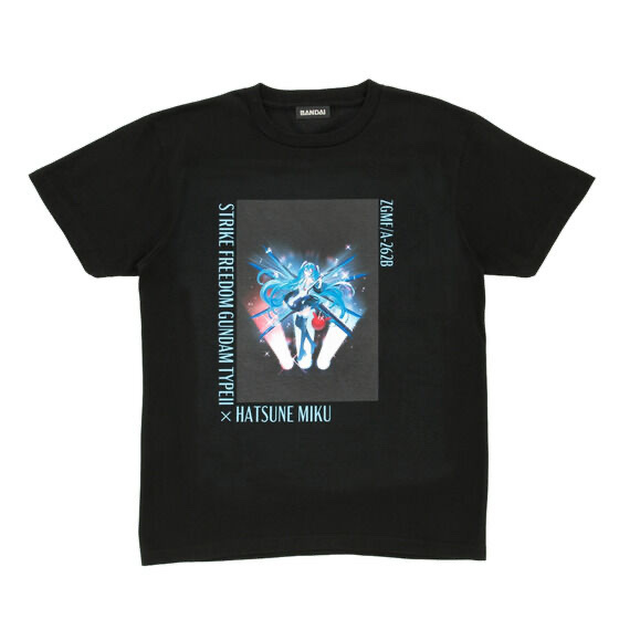 234917 Pbandai 預訂 2025/10月 ガンダム45周年 × 初音ミク Tシャツ ZGMF/A-262B ストライクフリーダムガンダム弐式 [初音ミクVer.]