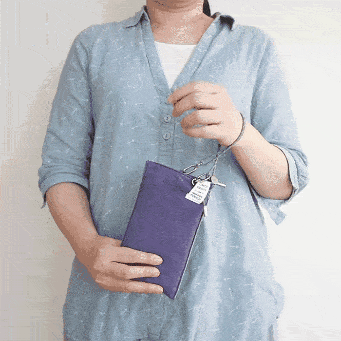 快速取出手機示意