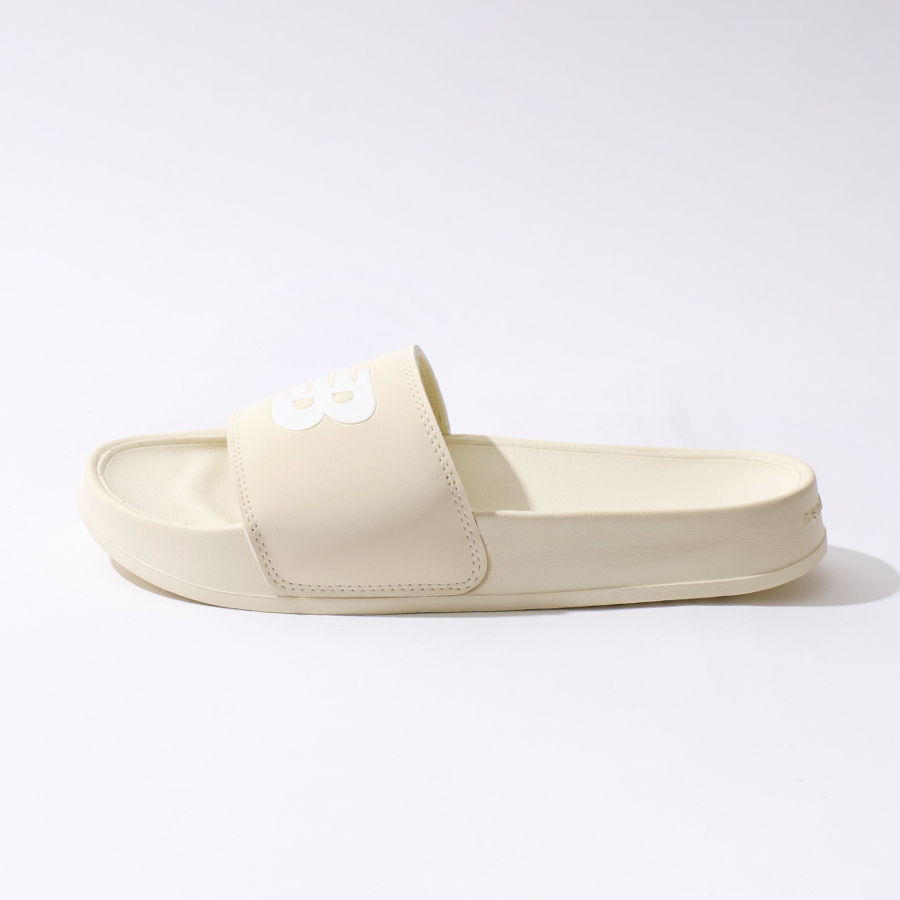 New Balance 女鞋 米白 基本 舒適 緩震 美式 復古 運動 拖鞋 SWF200U1