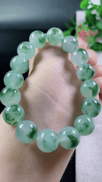 5195771 翡翠高冰飄花手串 (13mm直徑)