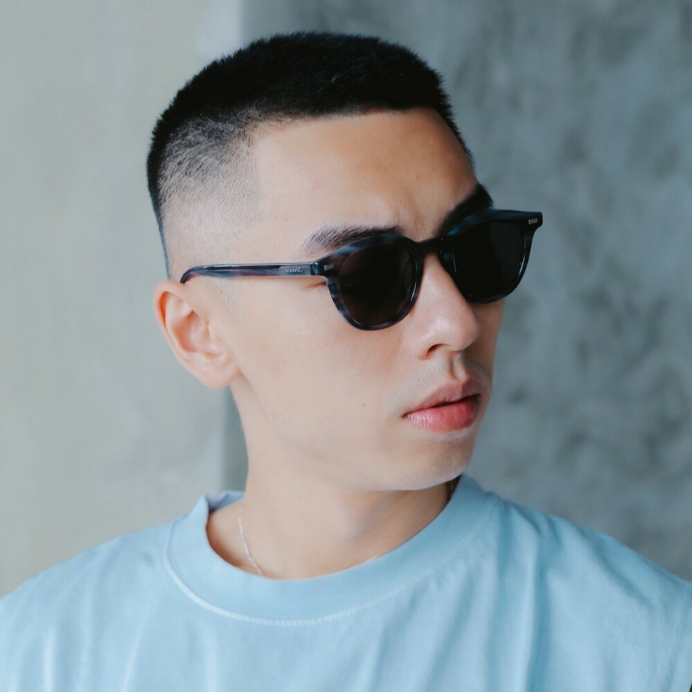 【KlassiC.】M130 C34BLK1 (雲霧灰 黑鏡片) 波士頓框太陽眼鏡♣