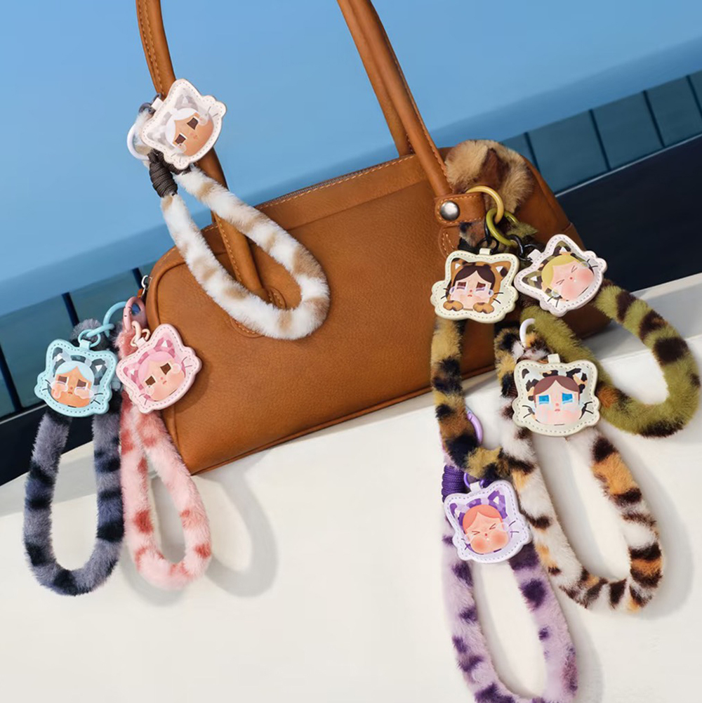 POP MART 泡泡瑪特 CRYBABY 哭娃 豹豹貓貓系列 毛絨 手機掛繩 盲盒 整端 吊飾