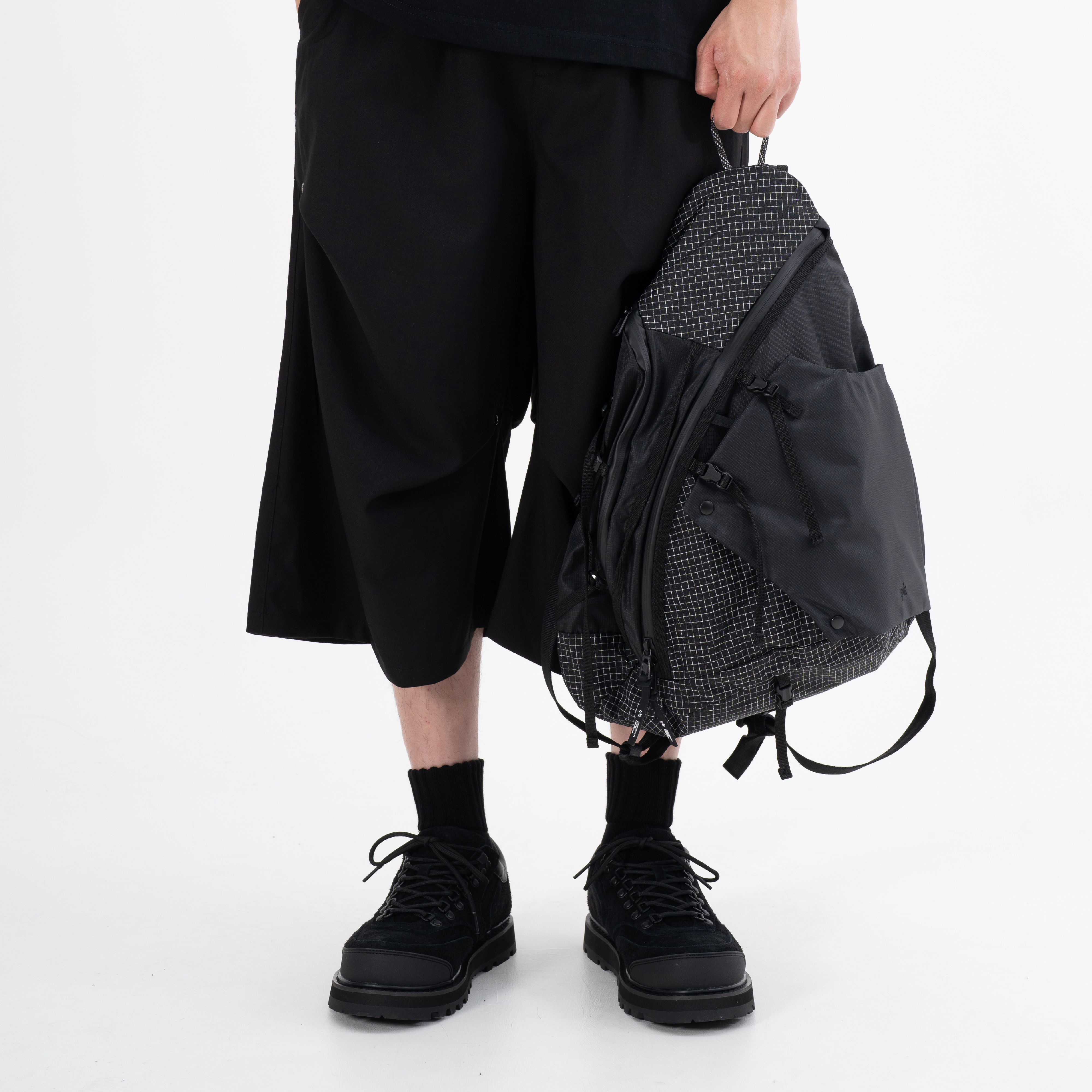 F/CE. 3 Points Slinger Bag 三點式斜背包