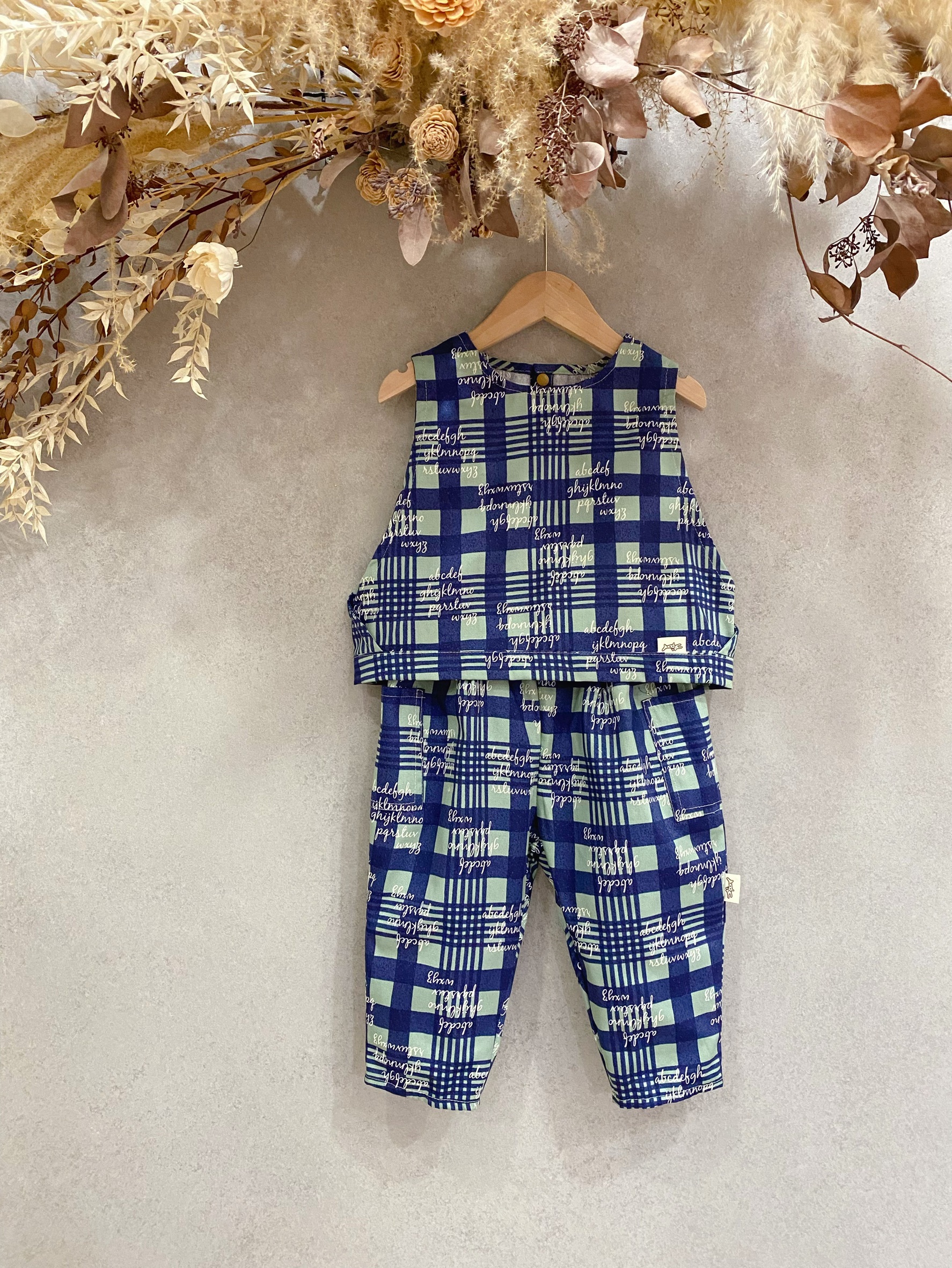 藍綠格紋 背心套裝 (90)